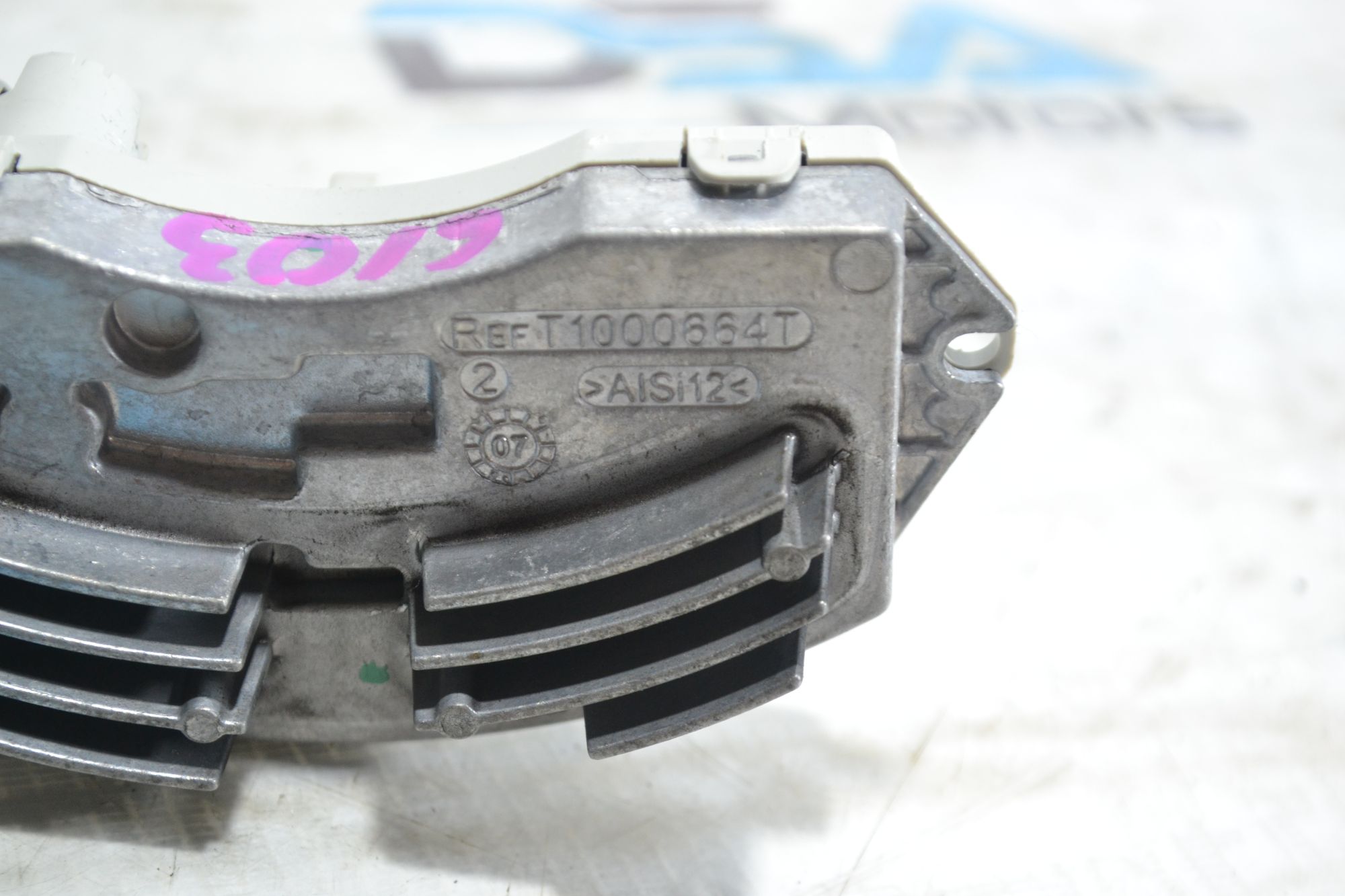 https://ycs.partsauto.market/partsauto-images/thmbs/userImages/b7628e092085f1f91467af1afb6e7630/part/4892ee1c-4447-4de9-a6ca-e31bf6ee895f_1781168297946.jpg