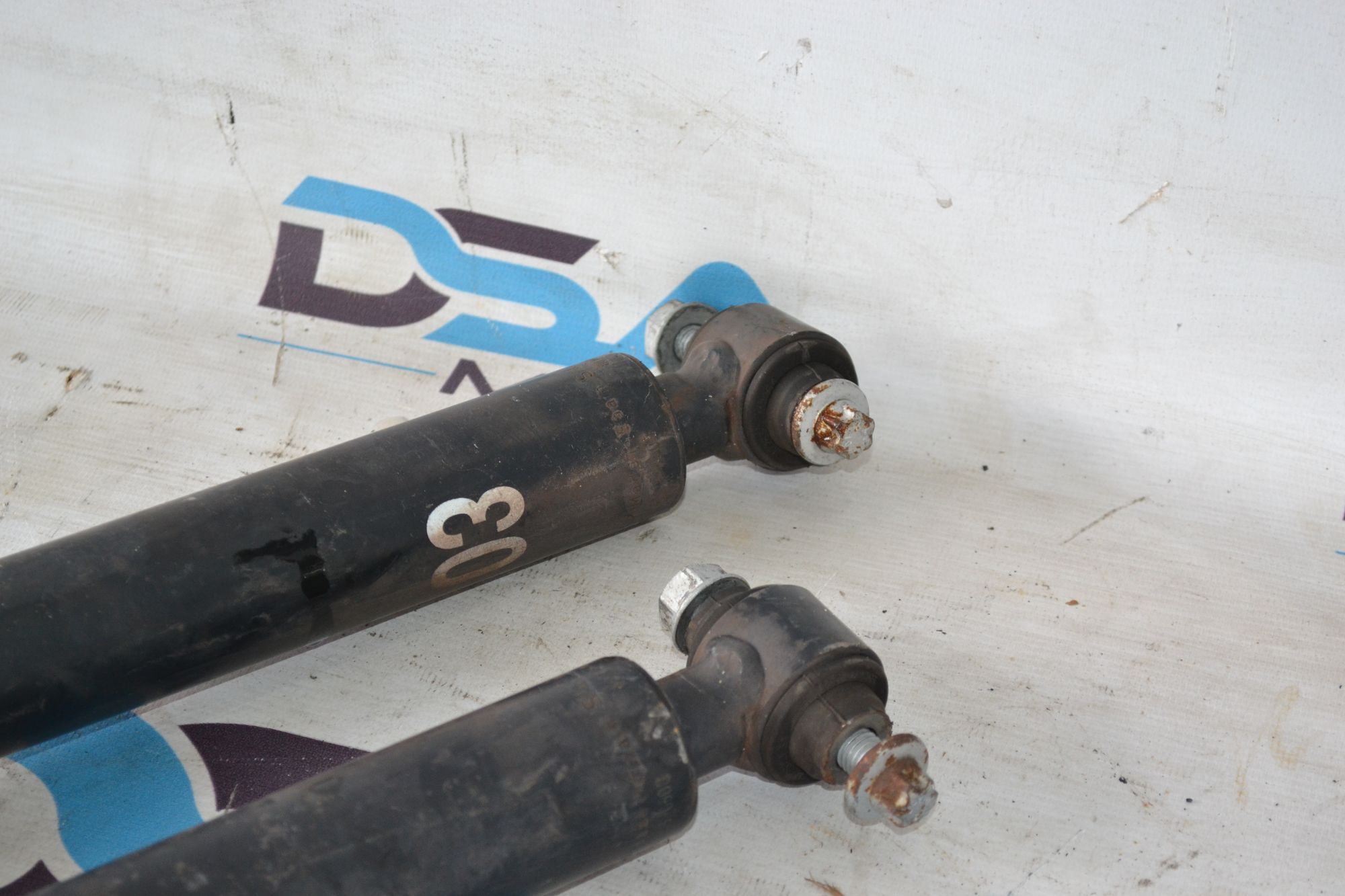 https://ycs.partsauto.market/partsauto-images/thmbs/userImages/b7628e092085f1f91467af1afb6e7630/part/4897e62e-5a89-4e31-a38a-aad2496cca01_1785147637750.jpg