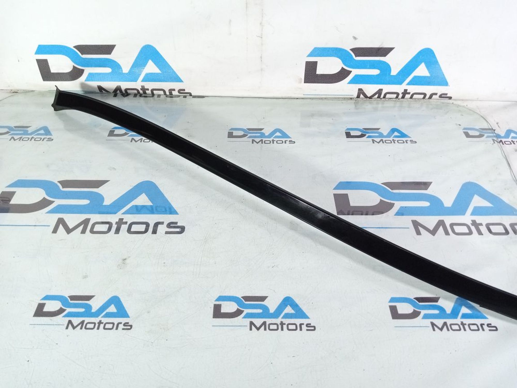 https://ycs.partsauto.market/partsauto-images/thmbs/userImages/b7628e092085f1f91467af1afb6e7630/part/48a0dfb1-d2ac-47e6-aa09-c4f35843d1e8_1738066716245.jpg