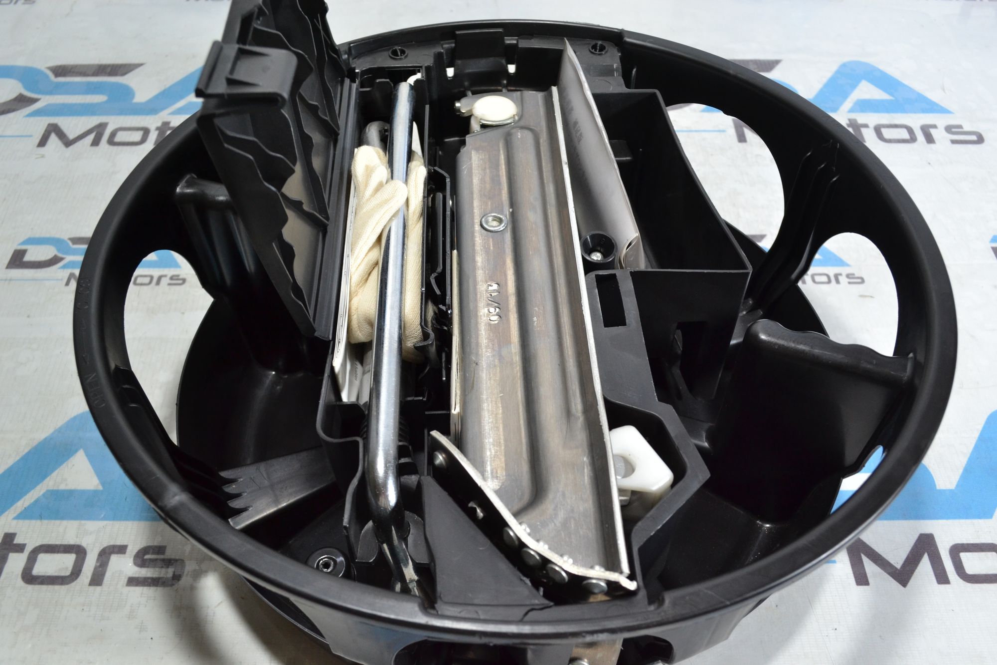 https://ycs.partsauto.market/partsauto-images/thmbs/userImages/b7628e092085f1f91467af1afb6e7630/part/48ba87ec-35f9-492c-887e-ce04ffff0c22_1780660121874.jpg