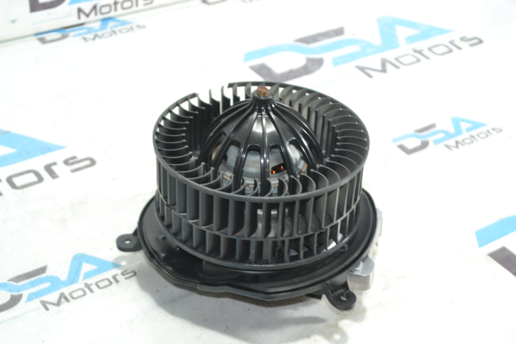 https://ycs.partsauto.market/partsauto-images/thmbs/userImages/b7628e092085f1f91467af1afb6e7630/part/49b4cb40-816a-41d5-9874-065622184ff2_1781090206575.jpg