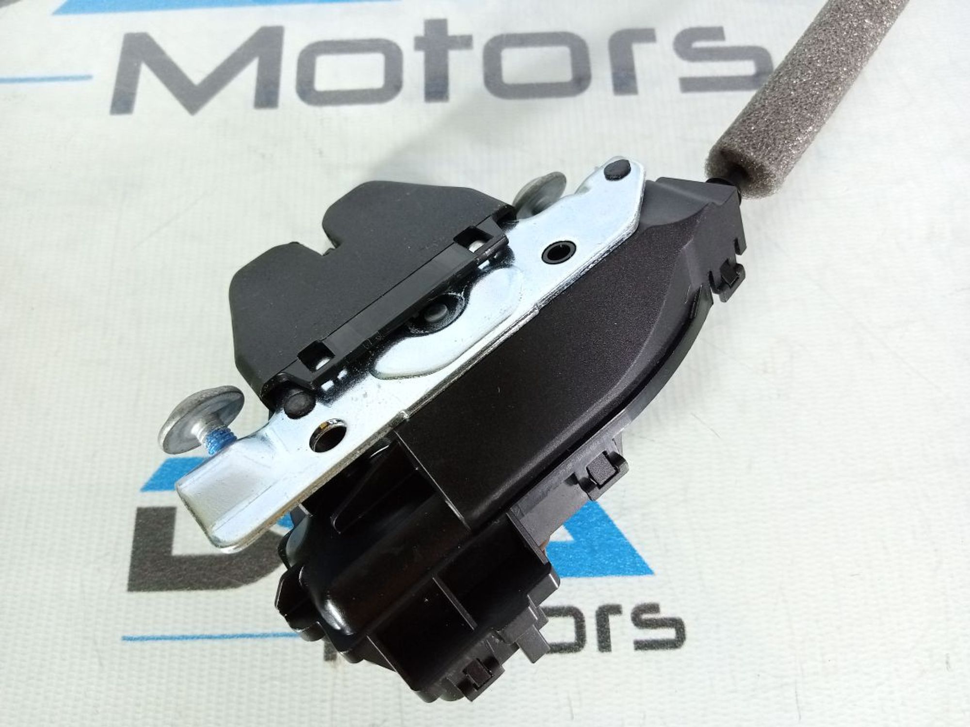 https://ycs.partsauto.market/partsauto-images/thmbs/userImages/b7628e092085f1f91467af1afb6e7630/part/4a011dc1-a153-45d6-9e80-c6895d1bdda9_1740490995363.jpg