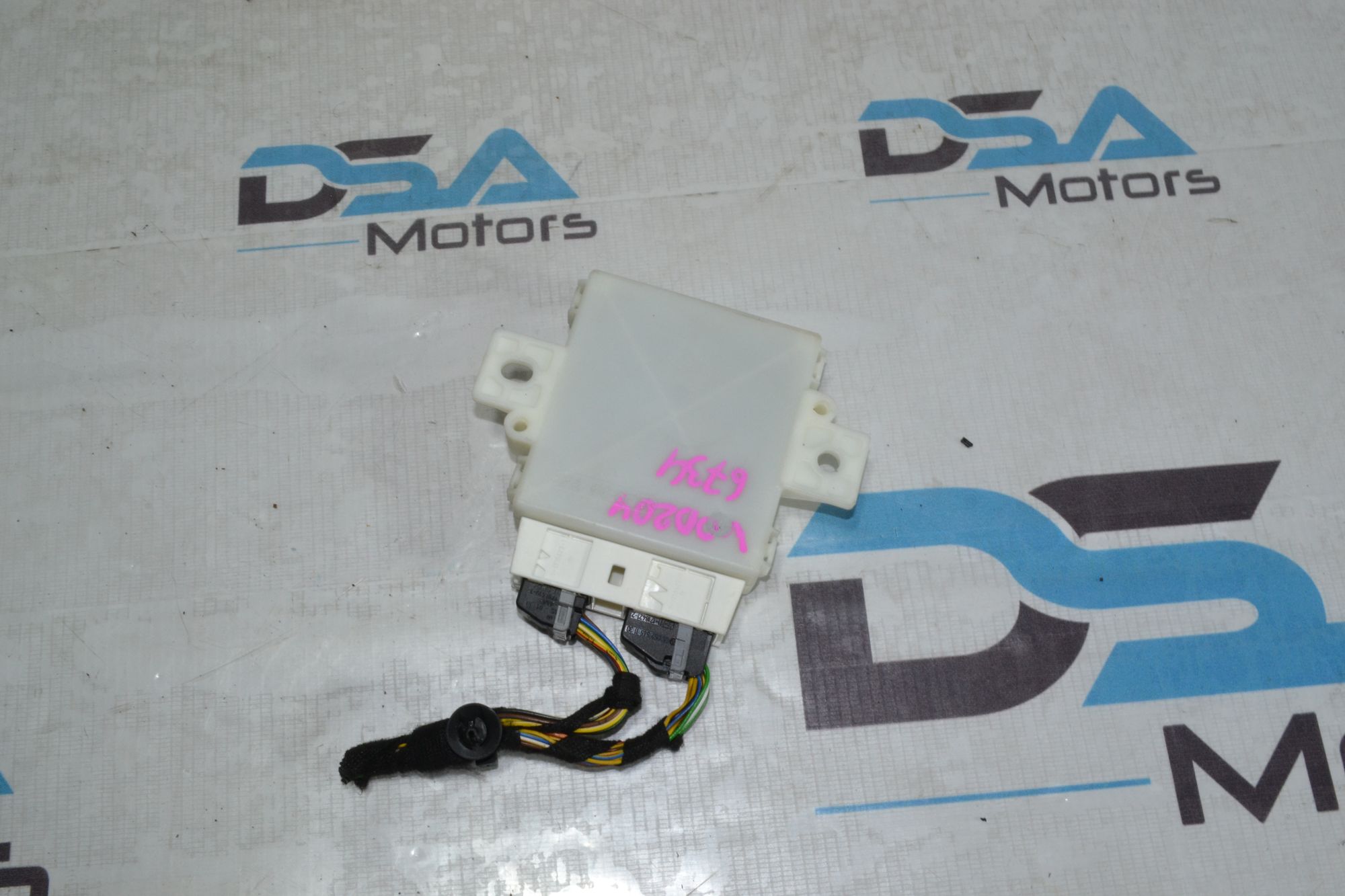 https://ycs.partsauto.market/partsauto-images/thmbs/userImages/b7628e092085f1f91467af1afb6e7630/part/4a3f0c85-a37e-4774-bbcb-f85f598d572e_1779886119277.jpg