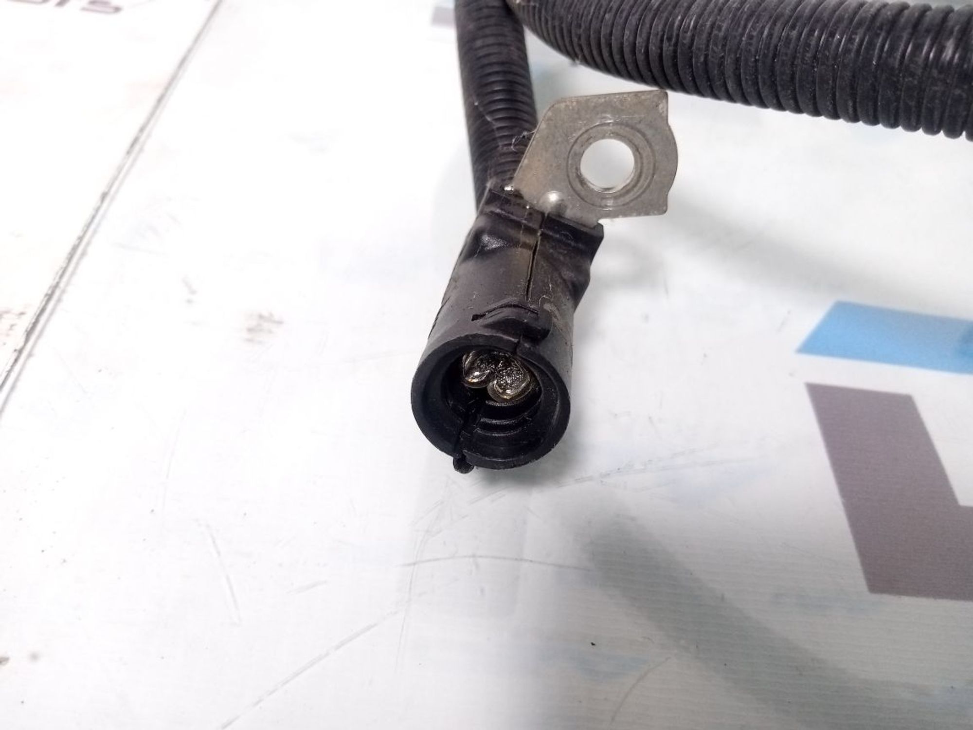 https://ycs.partsauto.market/partsauto-images/thmbs/userImages/b7628e092085f1f91467af1afb6e7630/part/4a43c092-2f5c-43ad-8500-2baef3df9578_1727245496674.jpg