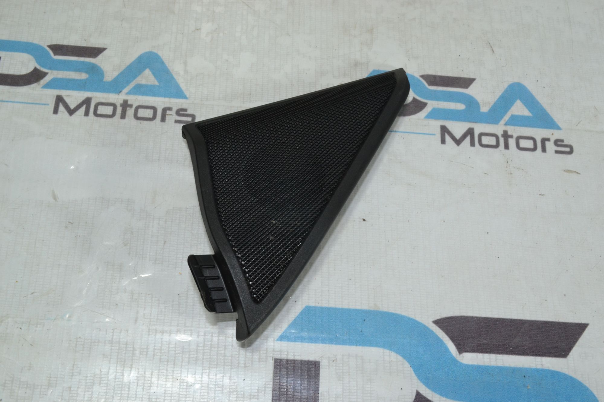 https://ycs.partsauto.market/partsauto-images/thmbs/userImages/b7628e092085f1f91467af1afb6e7630/part/4a70e7fe-63ae-4a4c-8a7d-2cd4453650b6_1779891441371.jpg
