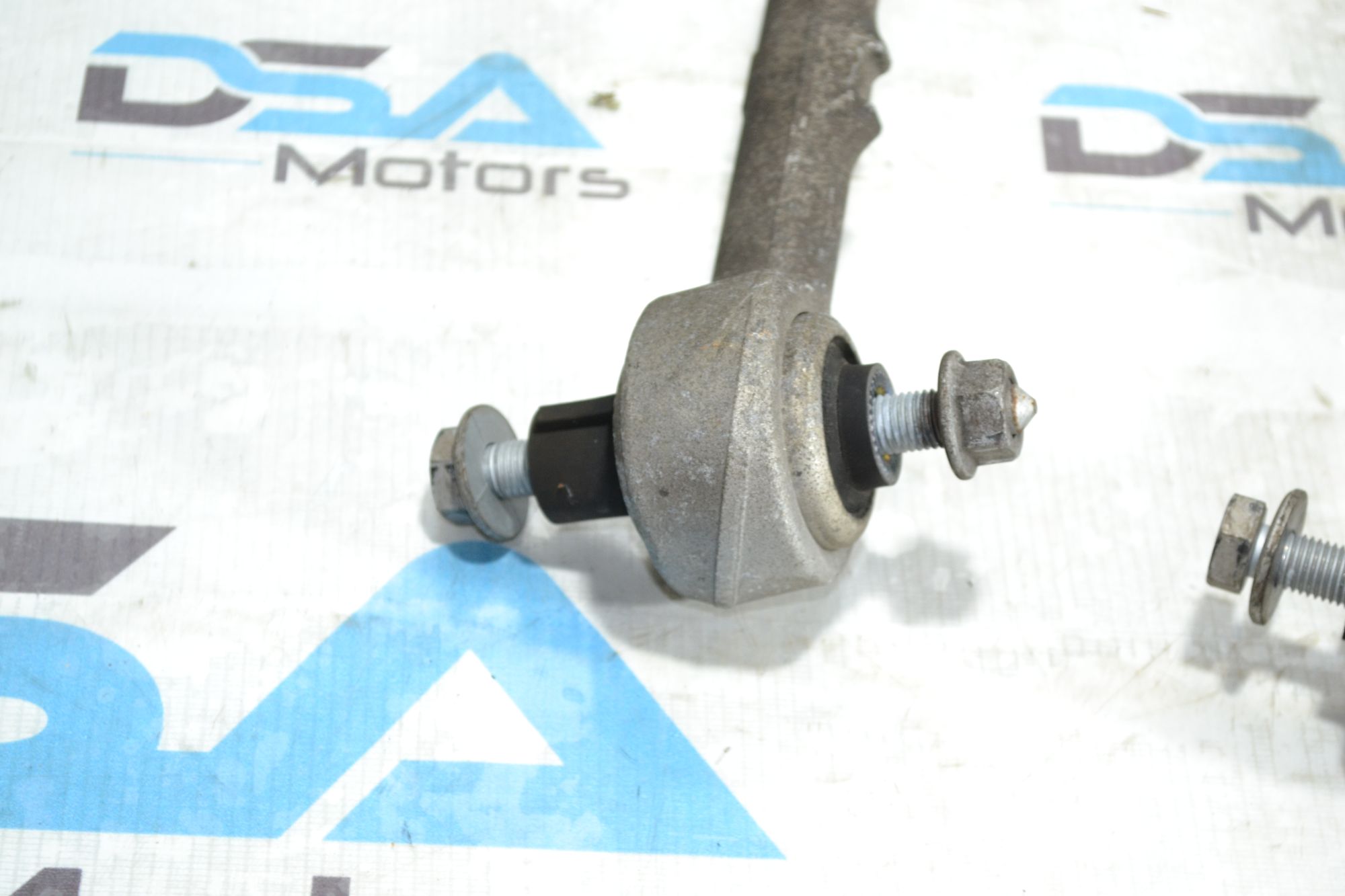 https://ycs.partsauto.market/partsauto-images/thmbs/userImages/b7628e092085f1f91467af1afb6e7630/part/4a9a9a0c-a95e-41c0-9d93-7f15d7a2be2b_1781011189438.jpg