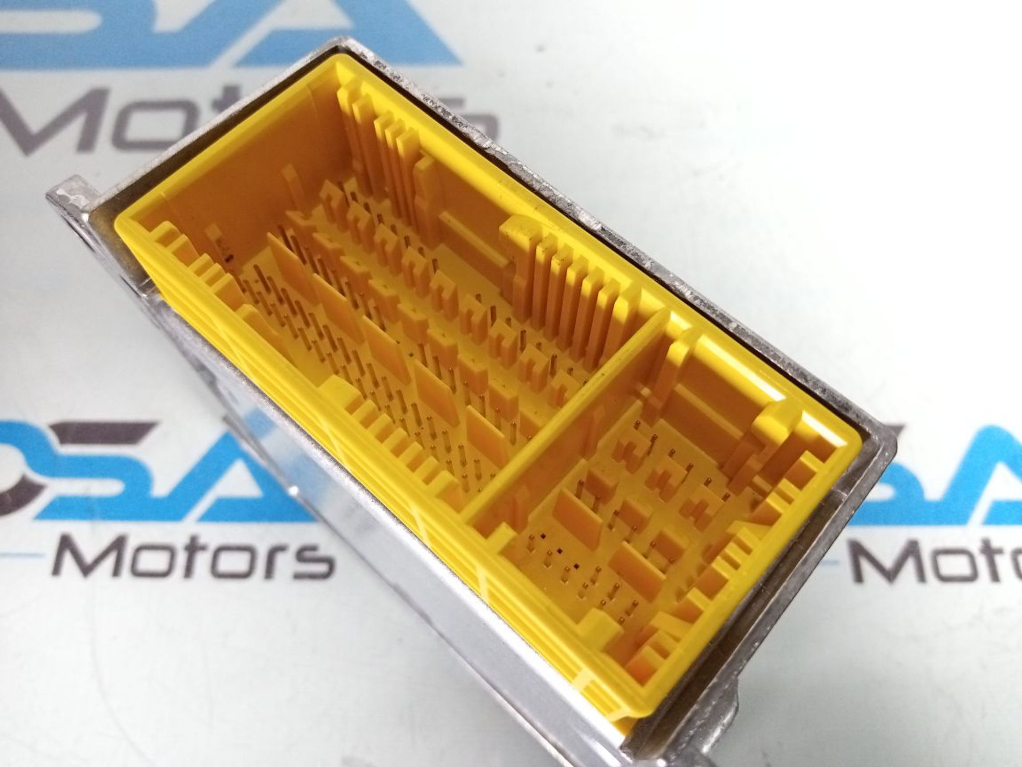 https://ycs.partsauto.market/partsauto-images/thmbs/userImages/b7628e092085f1f91467af1afb6e7630/part/4b99f446-9cf7-4df5-9612-0e62b4022a80_1733767383699.jpg