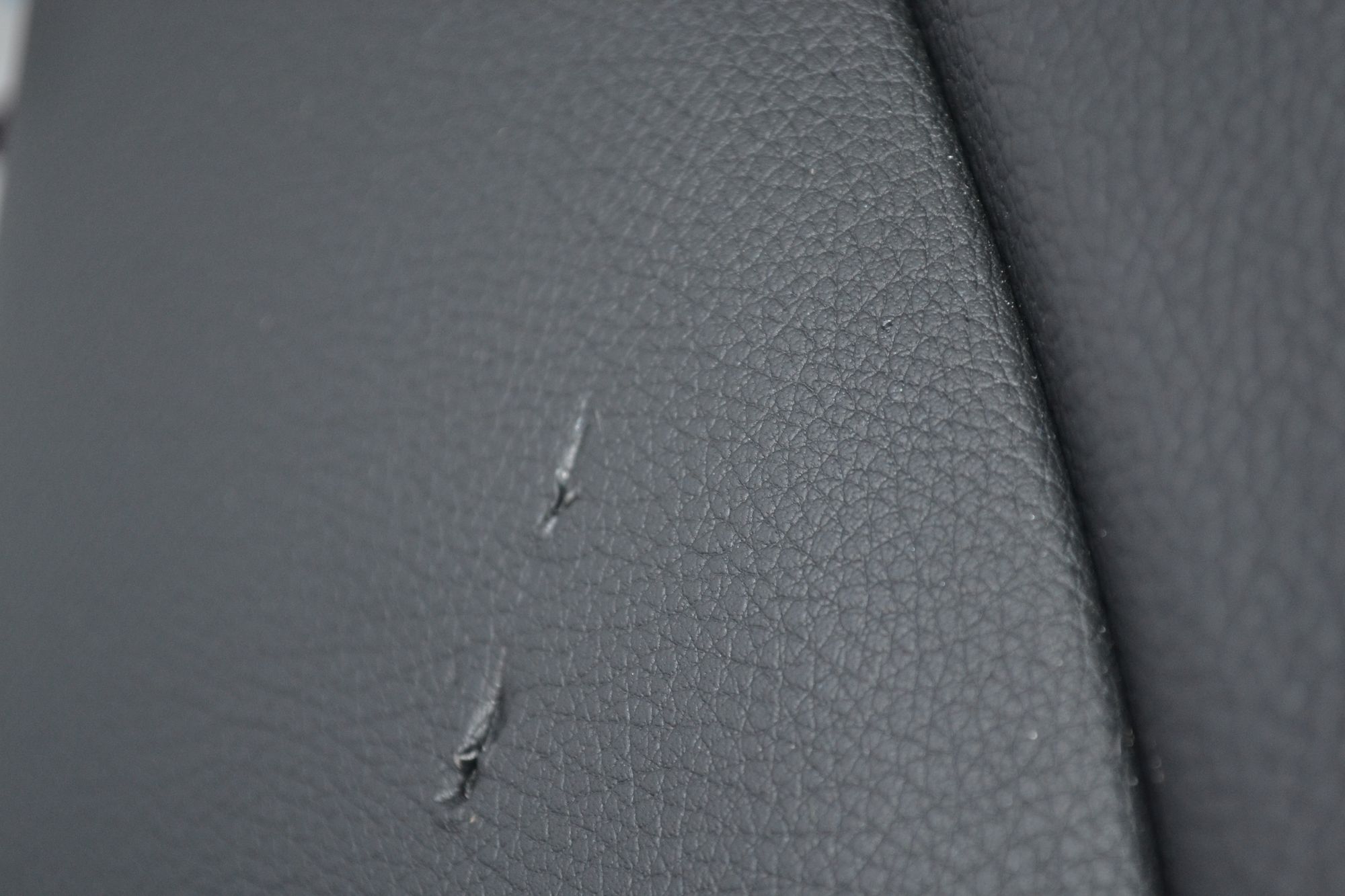 https://ycs.partsauto.market/partsauto-images/thmbs/userImages/b7628e092085f1f91467af1afb6e7630/part/4bd8f189-a8f3-49a4-9870-6c4e68b1da56_1783946317031.jpg