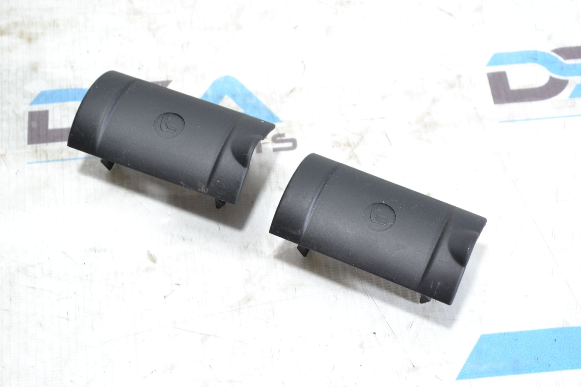 https://ycs.partsauto.market/partsauto-images/thmbs/userImages/b7628e092085f1f91467af1afb6e7630/part/4c4477df-6497-4f3d-bcbd-0e96f6c32d0f_1781596982527.jpg