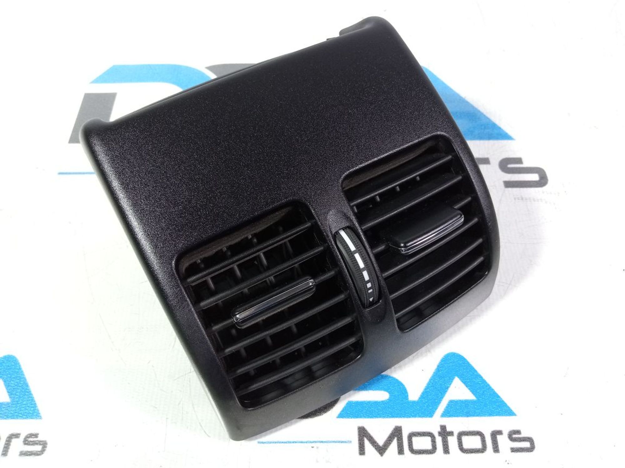 https://ycs.partsauto.market/partsauto-images/thmbs/userImages/b7628e092085f1f91467af1afb6e7630/part/4cfbe47d-b115-4597-9027-f9ed689f5e59_1742899090507.jpg