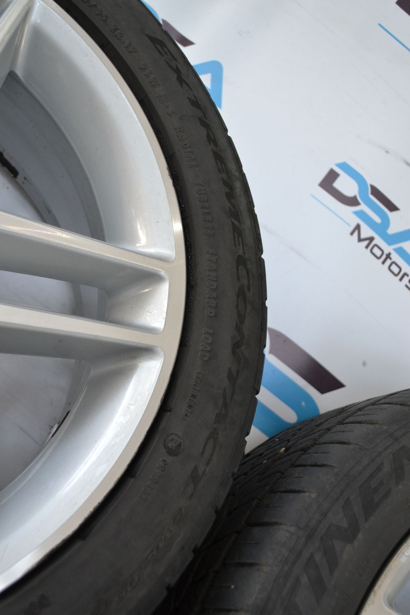 https://ycs.partsauto.market/partsauto-images/thmbs/userImages/b7628e092085f1f91467af1afb6e7630/part/4d0ba01f-975e-496f-8cca-8812892a18c2_1784614542111.jpg