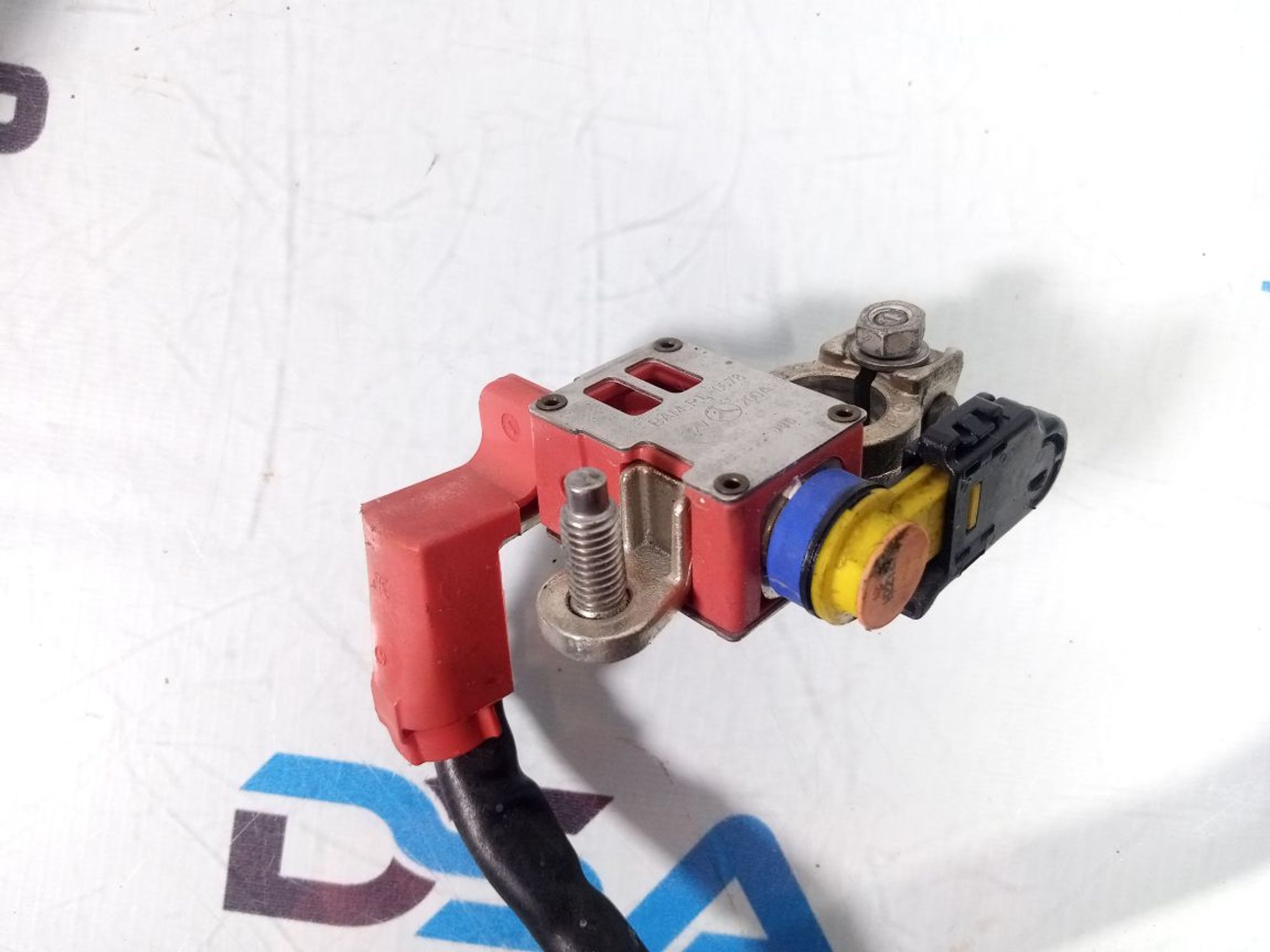 https://ycs.partsauto.market/partsauto-images/thmbs/userImages/b7628e092085f1f91467af1afb6e7630/part/4d4ce5b4-24ba-4ece-a565-2b7111ef6624_1727246183960.jpg