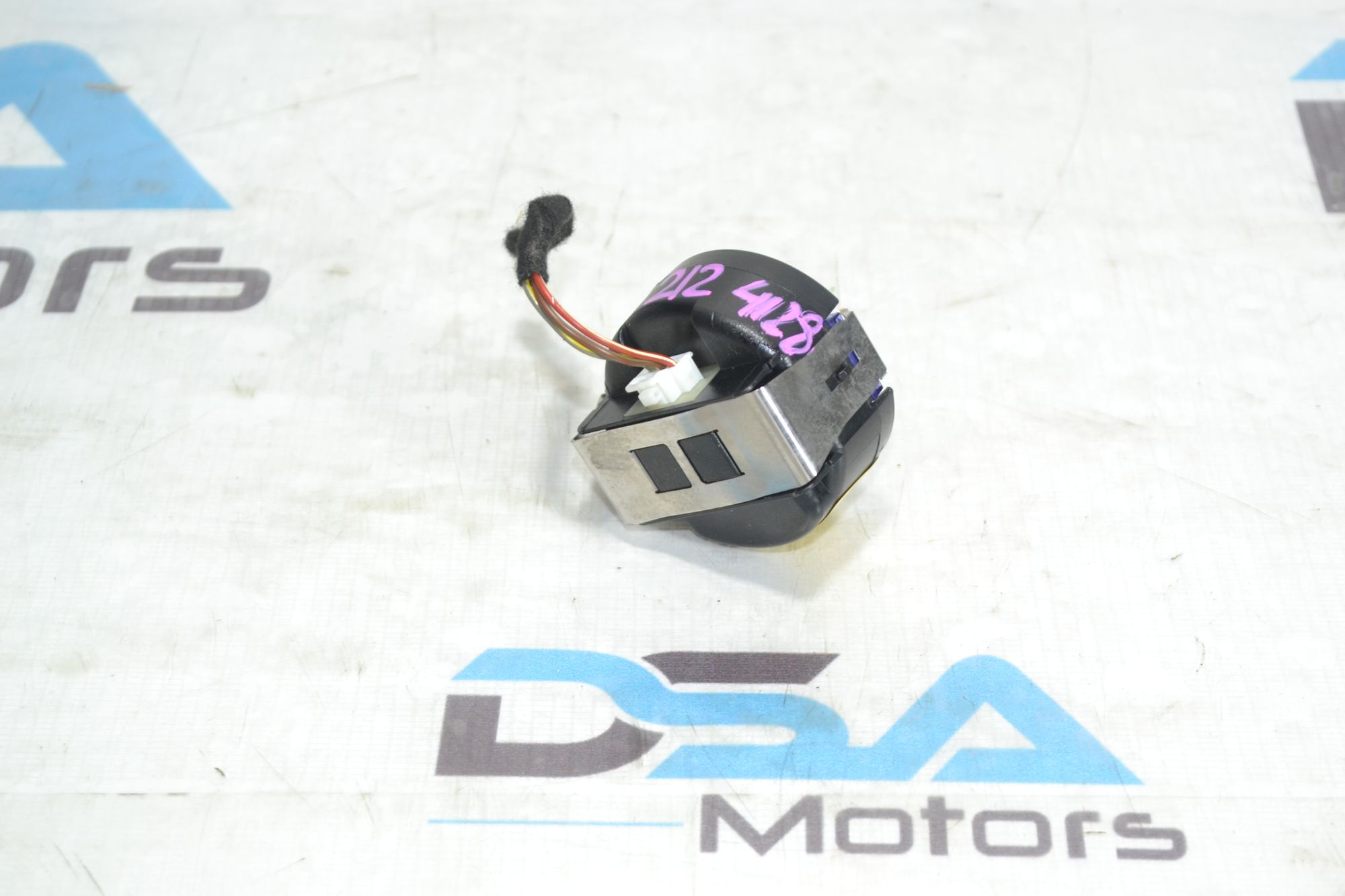 https://ycs.partsauto.market/partsauto-images/thmbs/userImages/b7628e092085f1f91467af1afb6e7630/part/4d6067f8-49d1-4e3f-bce0-c330a1b9f223_1781241588393.jpg
