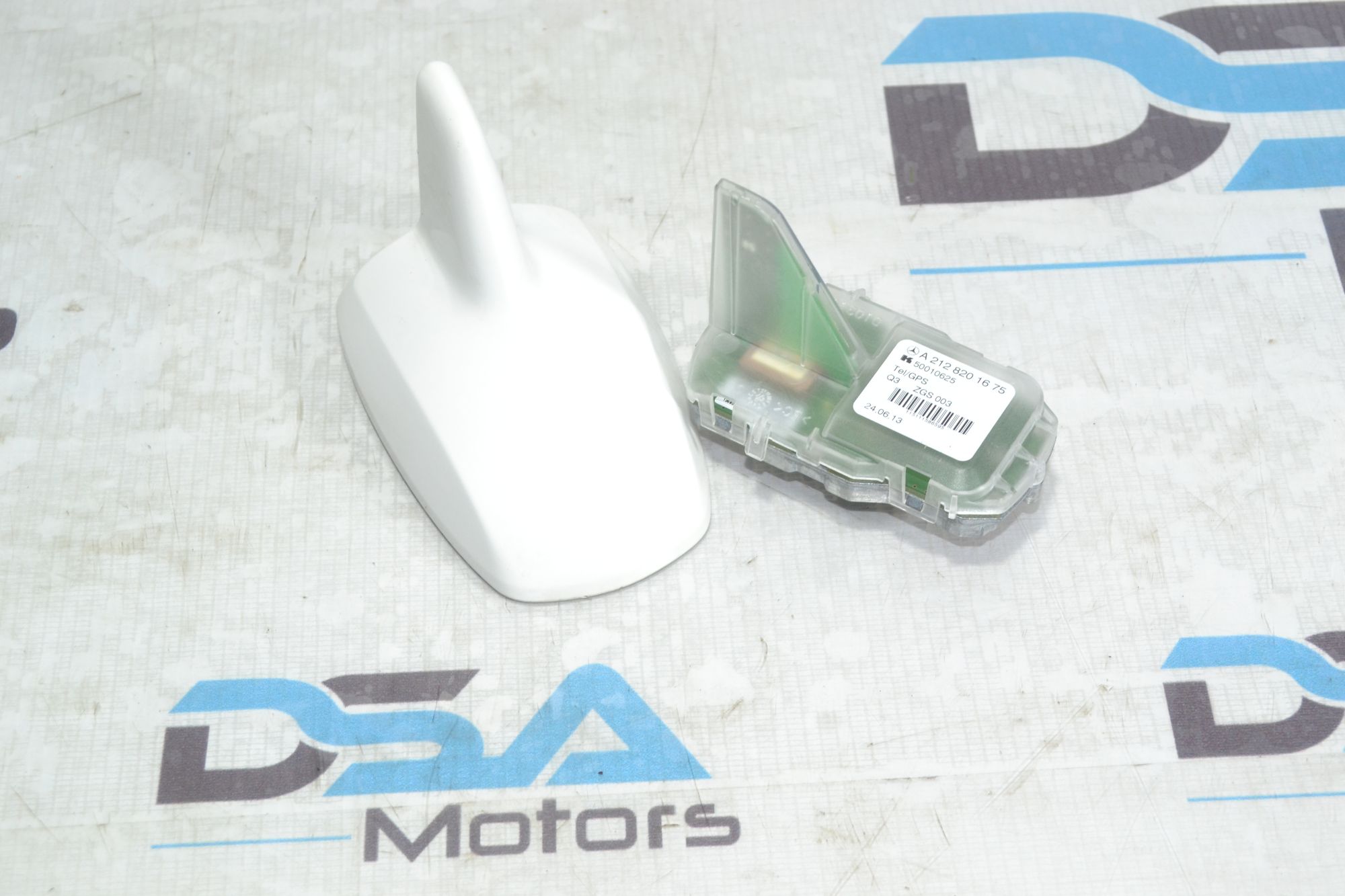 https://ycs.partsauto.market/partsauto-images/thmbs/userImages/b7628e092085f1f91467af1afb6e7630/part/4ddb9baf-6465-4b67-81ca-e9db346027d5_1781072940711.jpg