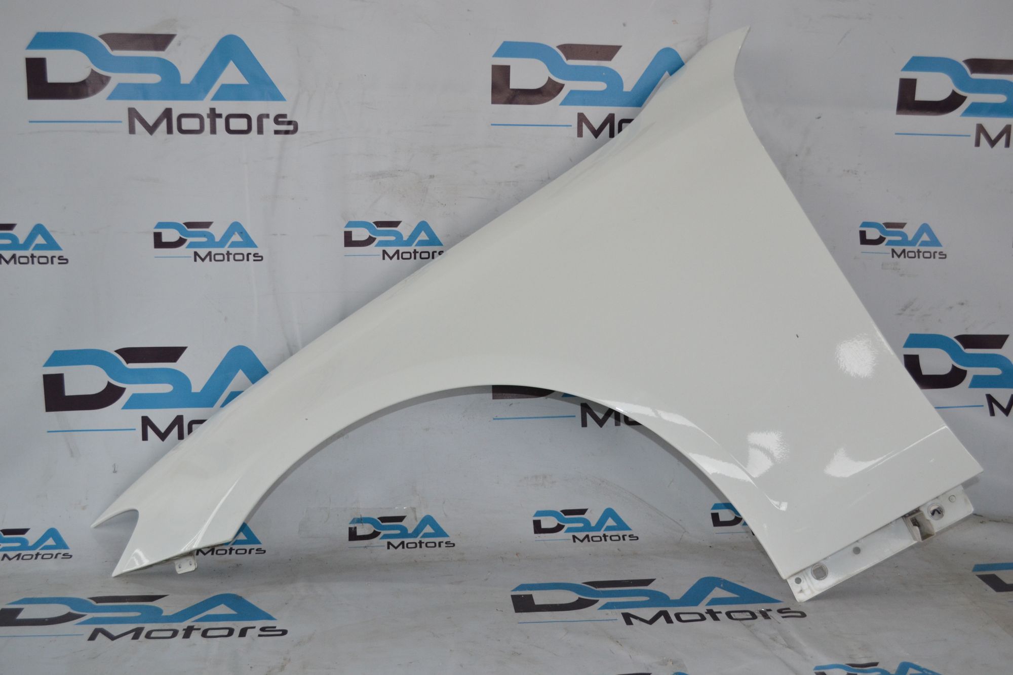 https://ycs.partsauto.market/partsauto-images/thmbs/userImages/b7628e092085f1f91467af1afb6e7630/part/4e1a8c69-574b-4884-98ad-10b254422f06_1784117854358.jpg