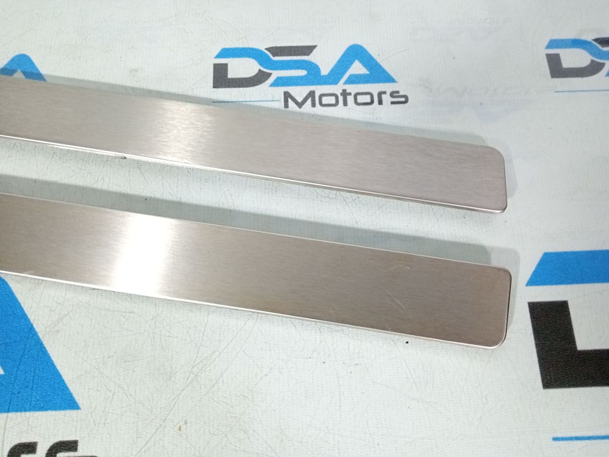 https://ycs.partsauto.market/partsauto-images/thmbs/userImages/b7628e092085f1f91467af1afb6e7630/part/4e3eb3bf-6e47-40e6-8036-f5d49d334822_1747338580199.jpg