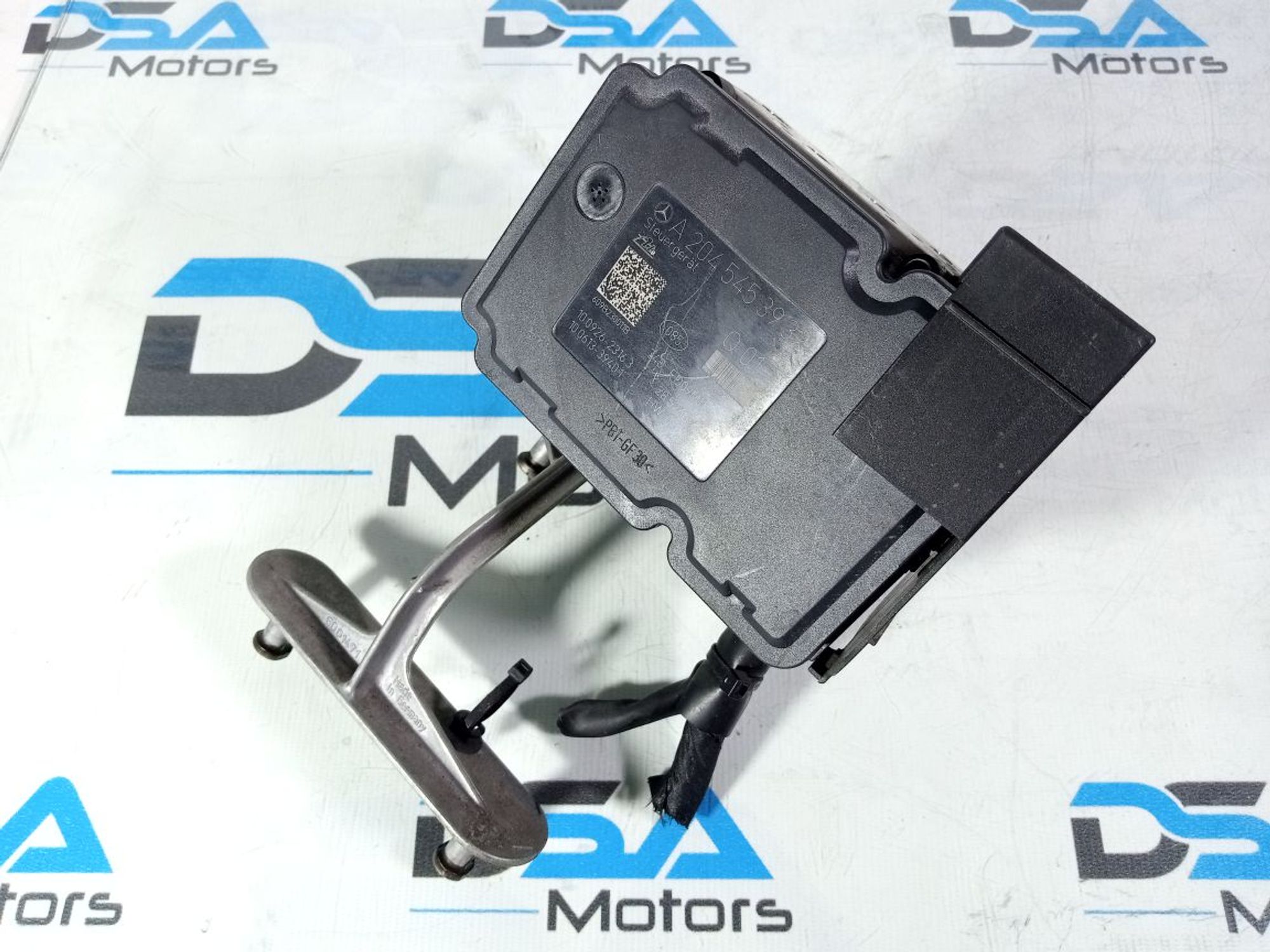 https://ycs.partsauto.market/partsauto-images/thmbs/userImages/b7628e092085f1f91467af1afb6e7630/part/4e606195-ef58-4add-891a-ecc585dd2547_1741598695785.jpg