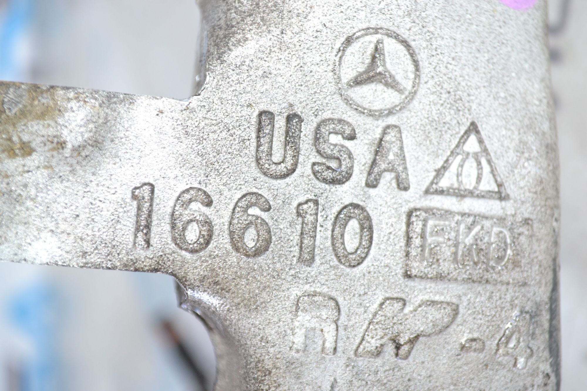 https://ycs.partsauto.market/partsauto-images/thmbs/userImages/b7628e092085f1f91467af1afb6e7630/part/4e66890d-5cb2-42f3-bcb5-23add5af2868_1785406362884.jpg