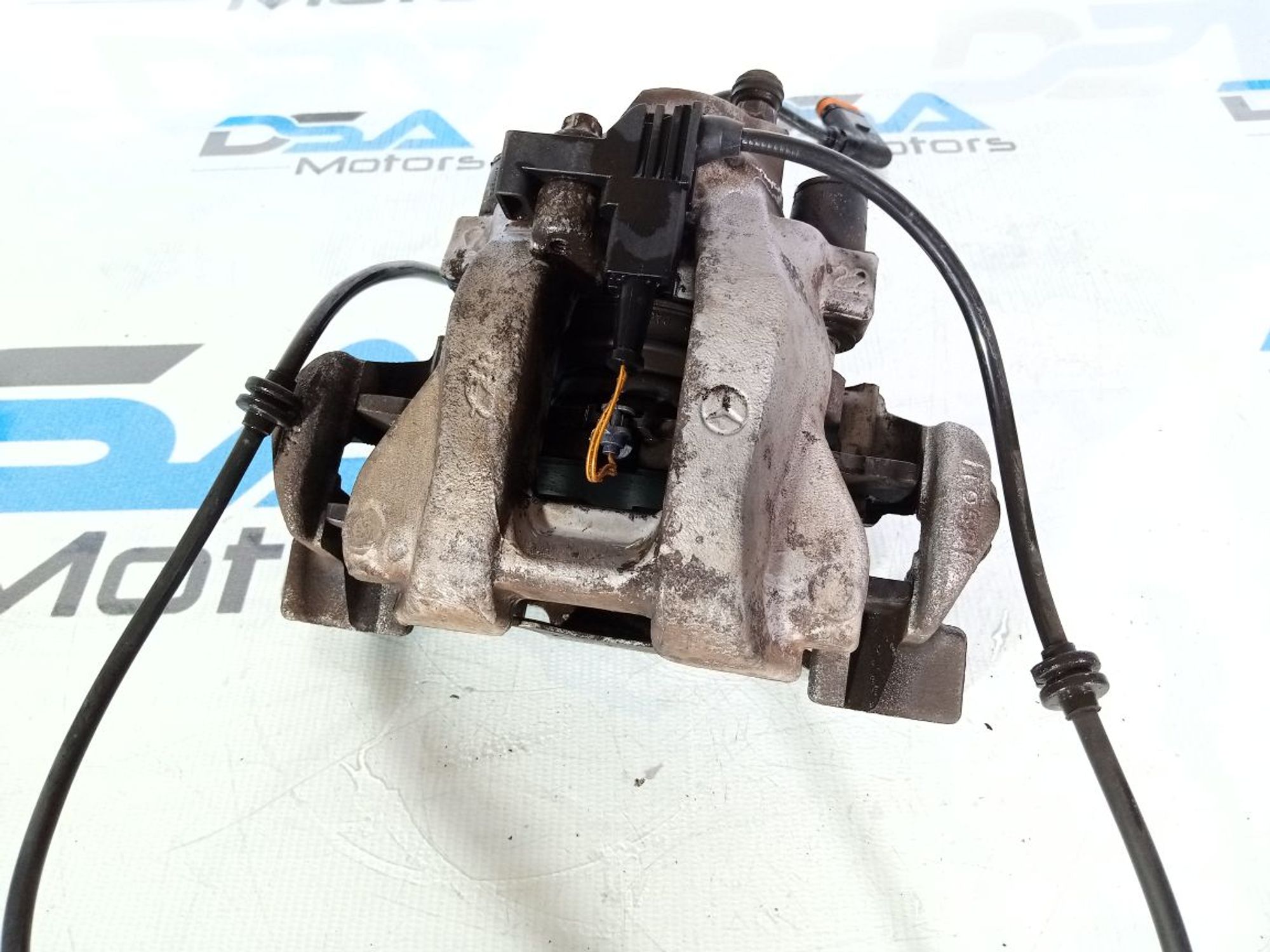 https://ycs.partsauto.market/partsauto-images/thmbs/userImages/b7628e092085f1f91467af1afb6e7630/part/4e8400de-30dc-4d7d-bda5-b9ae938091b9_1740823094314.jpg