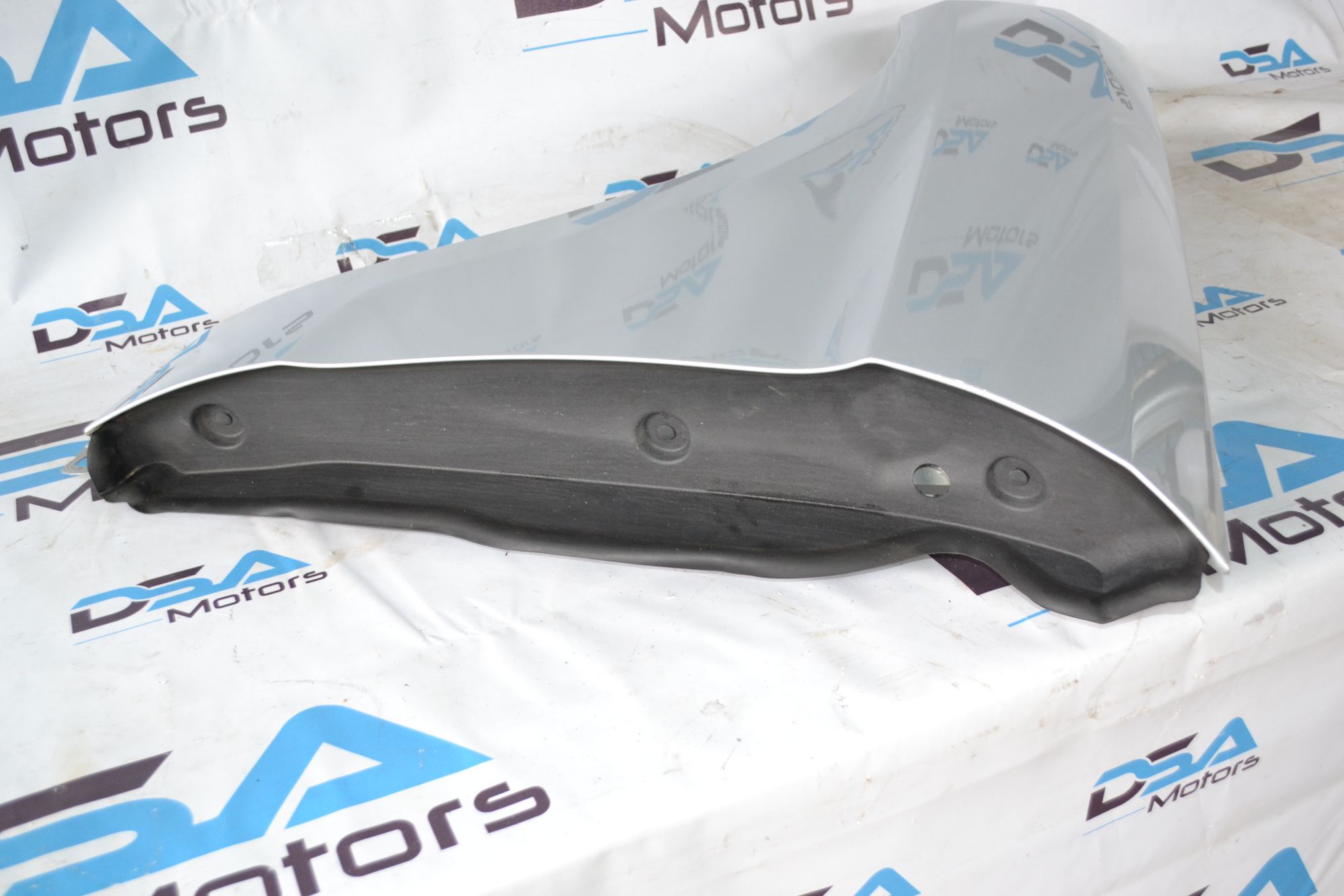 https://ycs.partsauto.market/partsauto-images/thmbs/userImages/b7628e092085f1f91467af1afb6e7630/part/4e915779-6c65-44a9-9278-cd17034754a4_1784112153745.jpg