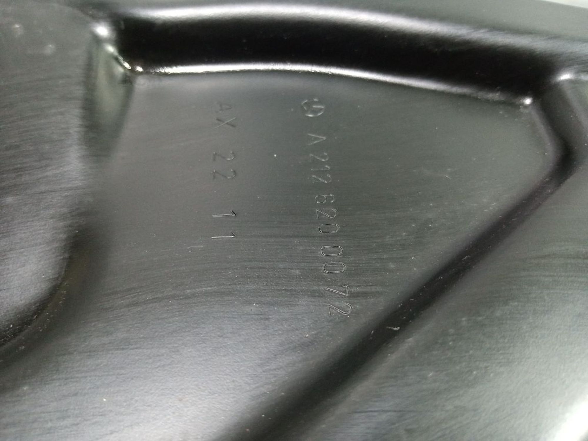 https://ycs.partsauto.market/partsauto-images/thmbs/userImages/b7628e092085f1f91467af1afb6e7630/part/4e9a0004-21d8-403d-b333-8f9ad7a55188_1748353492942.jpg