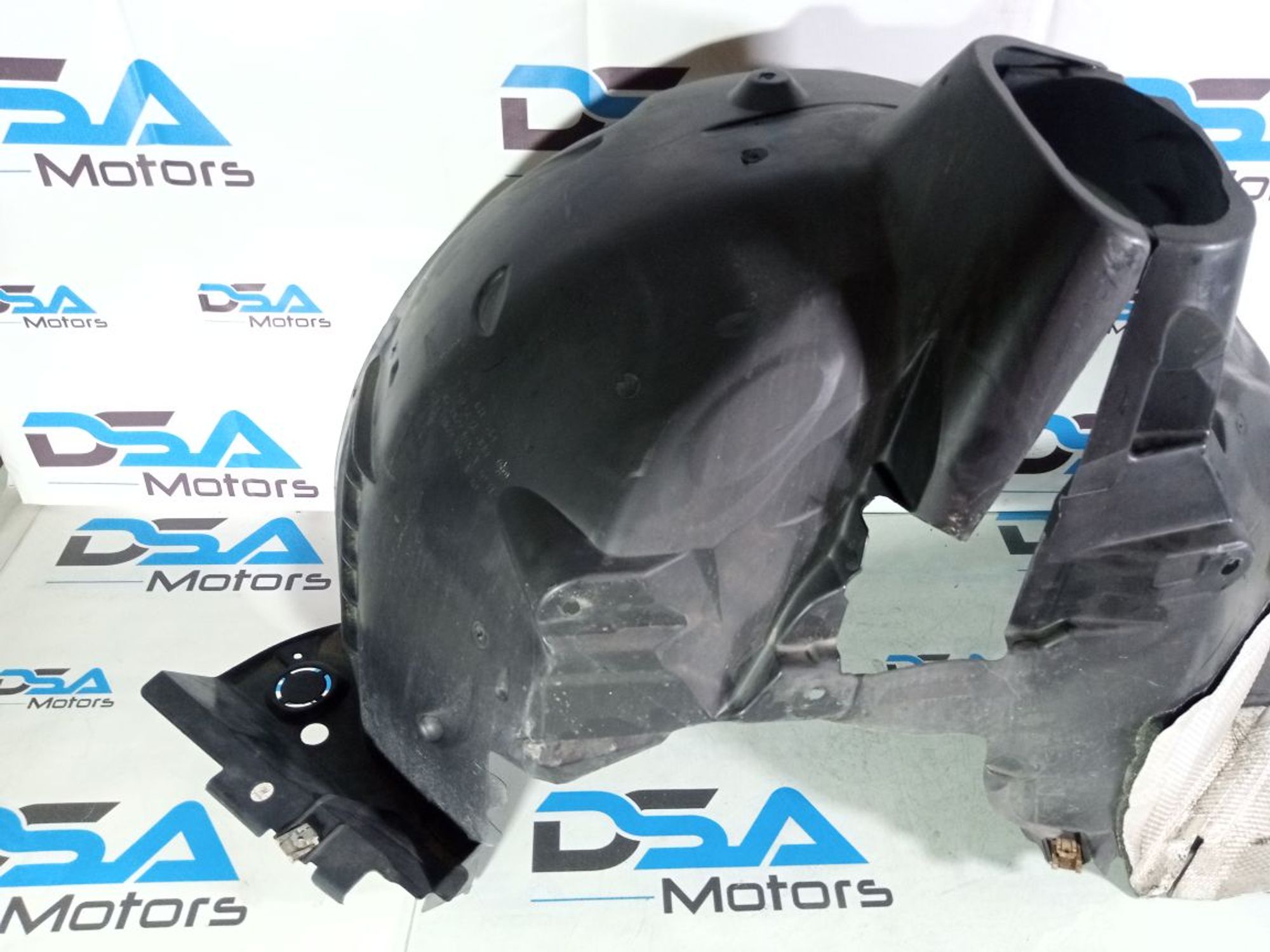 https://ycs.partsauto.market/partsauto-images/thmbs/userImages/b7628e092085f1f91467af1afb6e7630/part/4ea4cbca-e40f-4b98-a038-b7ee51eba499_1741252580545.jpg