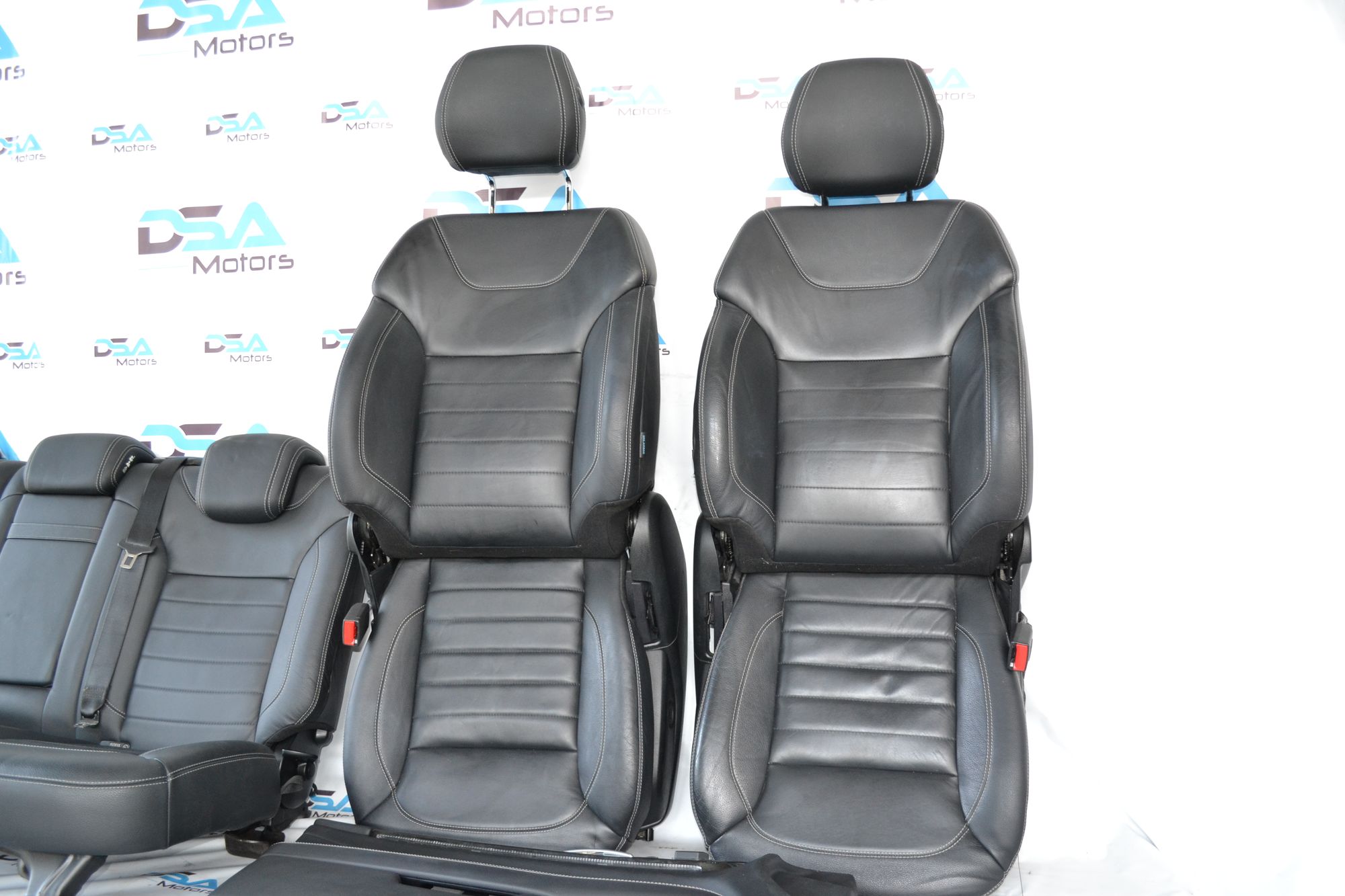 https://ycs.partsauto.market/partsauto-images/thmbs/userImages/b7628e092085f1f91467af1afb6e7630/part/4eacd9cc-3dc3-4340-aac4-1b0a5d479260_1783690930732.jpg