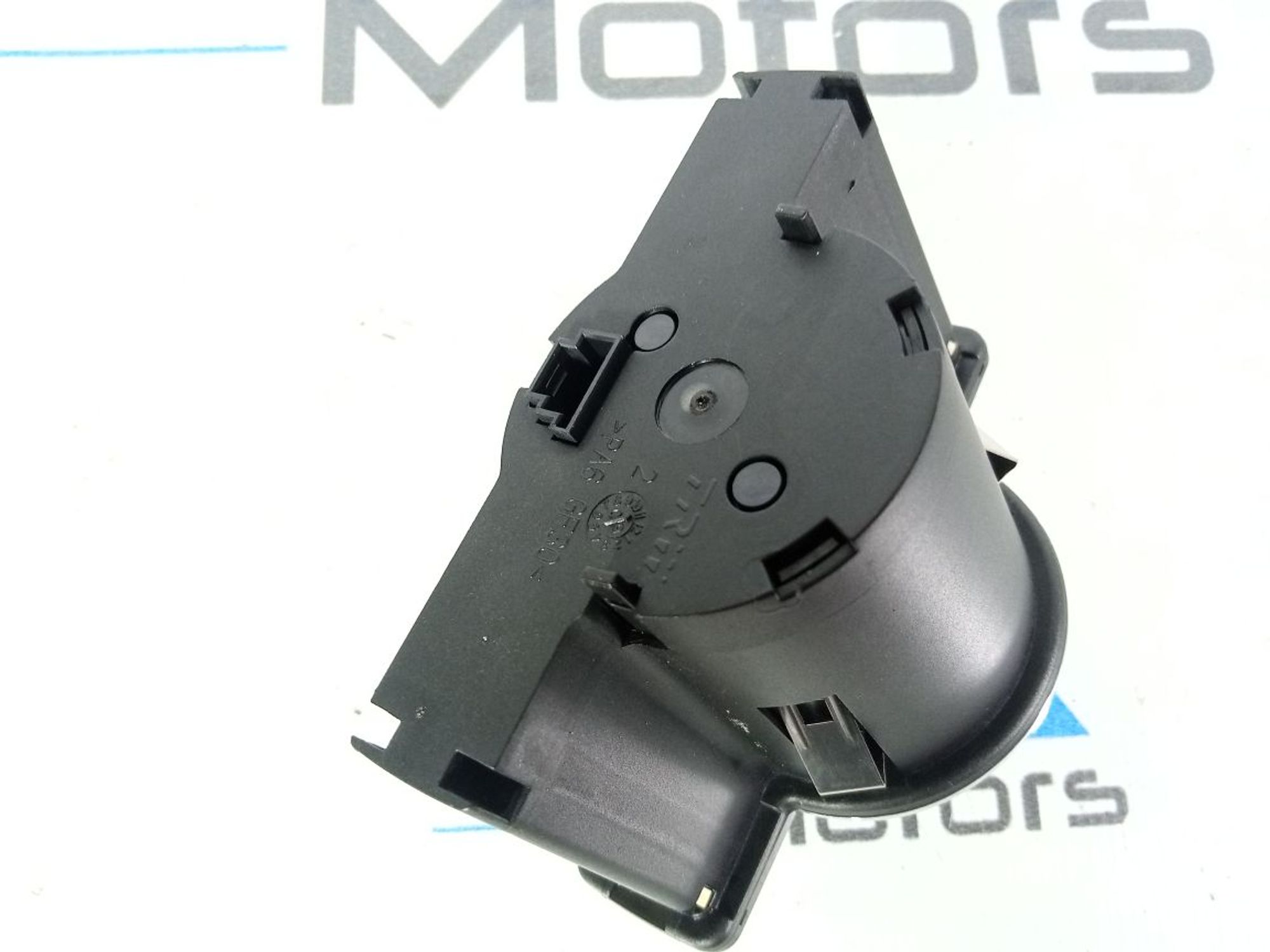 https://ycs.partsauto.market/partsauto-images/thmbs/userImages/b7628e092085f1f91467af1afb6e7630/part/4eace689-42b5-44e8-96ba-569ae46d2ecf_1741685834715.jpg