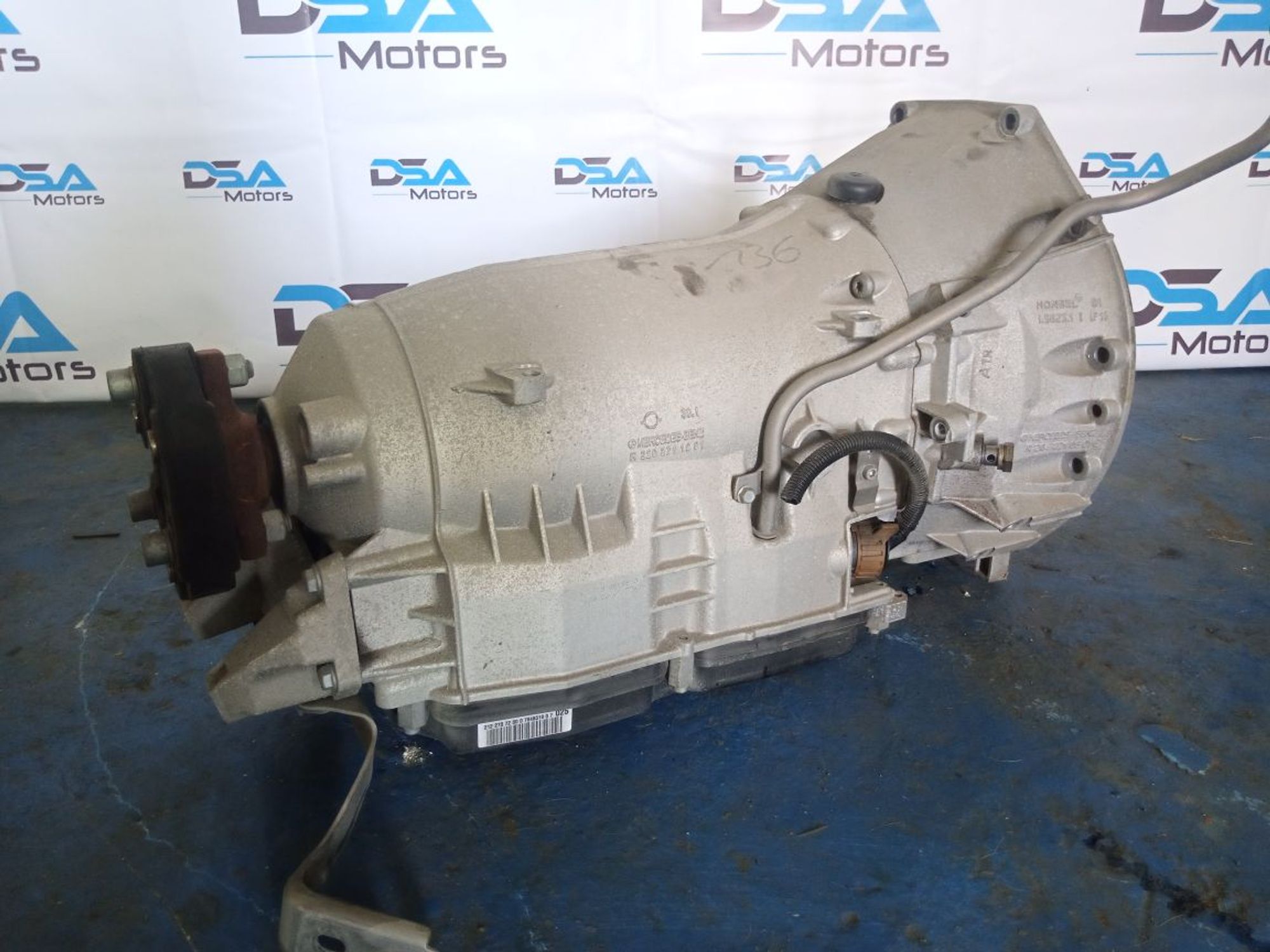 https://ycs.partsauto.market/partsauto-images/thmbs/userImages/b7628e092085f1f91467af1afb6e7630/part/4f4e0700-824b-404d-b101-b3d797e2bae5_1742893665844.jpg