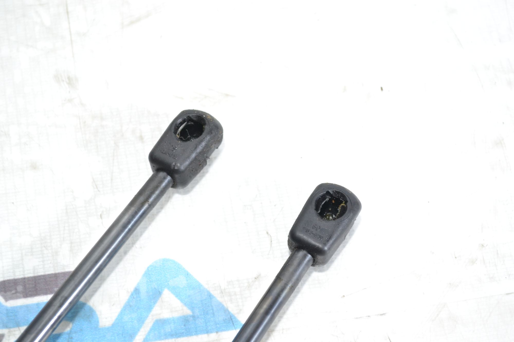 https://ycs.partsauto.market/partsauto-images/thmbs/userImages/b7628e092085f1f91467af1afb6e7630/part/4f52b306-5e6a-40c3-8e3a-316265e5fb85_1780558477392.jpg