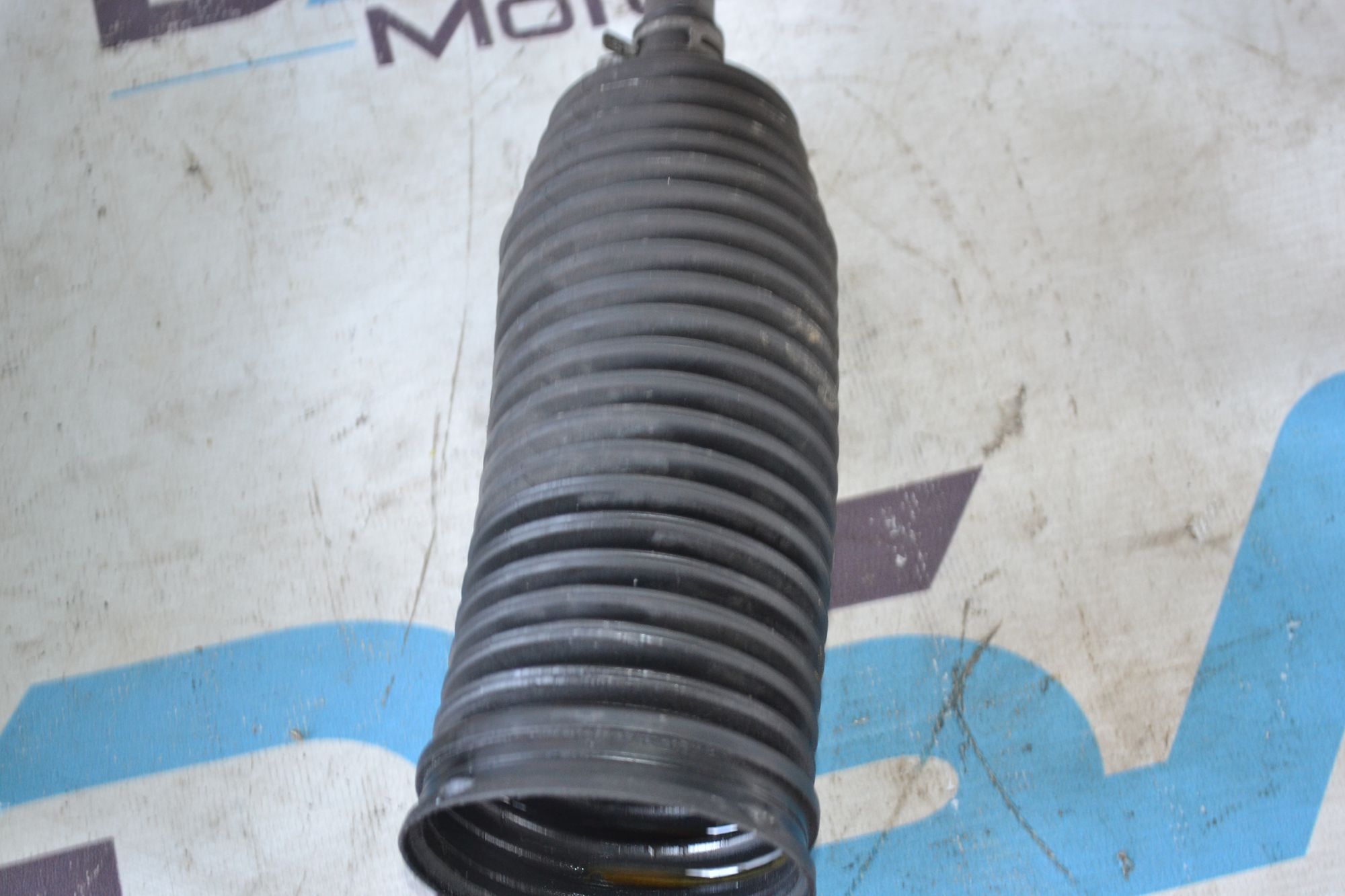 https://ycs.partsauto.market/partsauto-images/thmbs/userImages/b7628e092085f1f91467af1afb6e7630/part/50164fb5-d44d-4440-9043-ffd83da316be_1785322663402.jpg