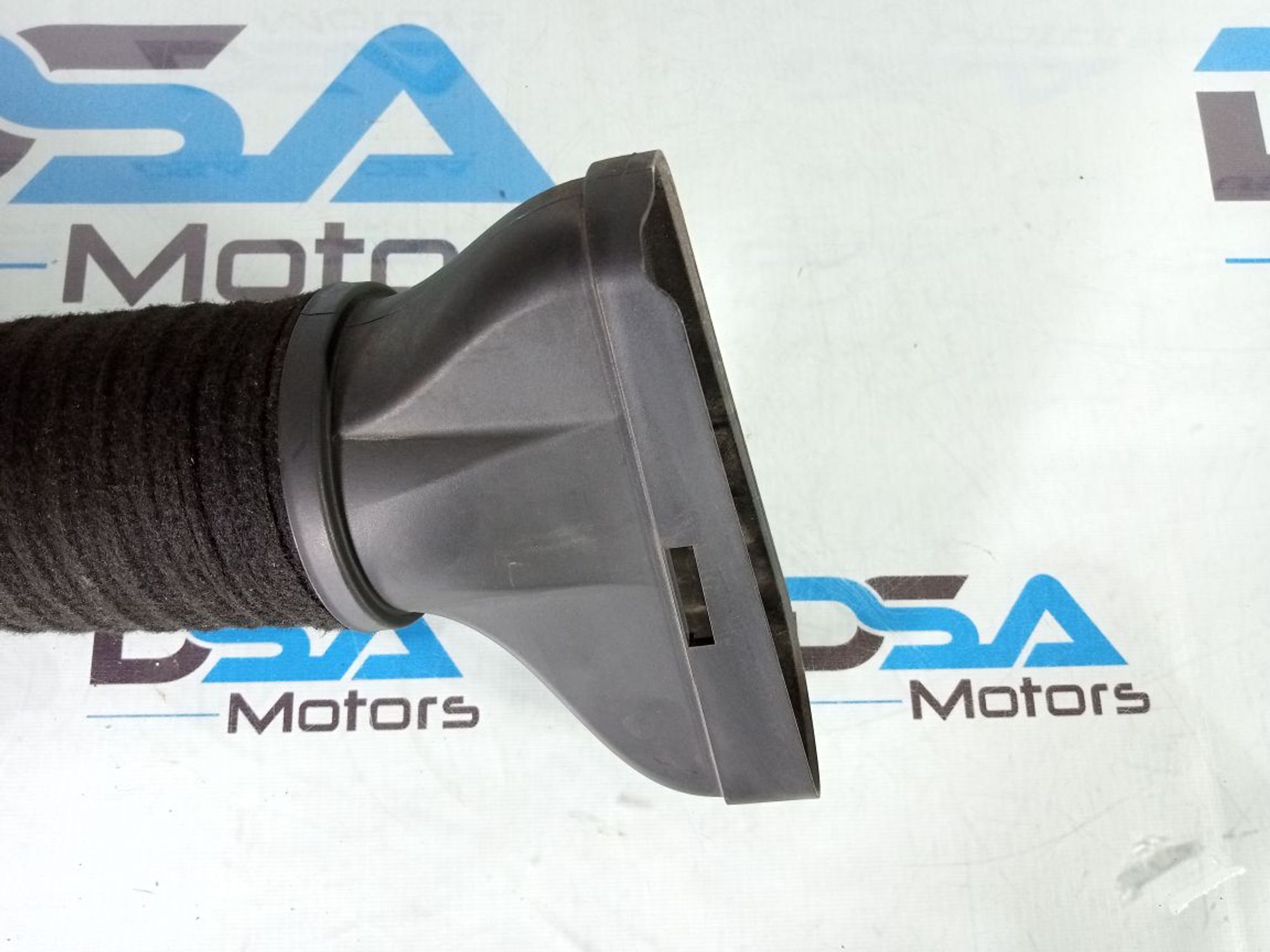 https://ycs.partsauto.market/partsauto-images/thmbs/userImages/b7628e092085f1f91467af1afb6e7630/part/50610c7e-943a-4572-a203-f688e9ff6f28_1731859305654.jpg