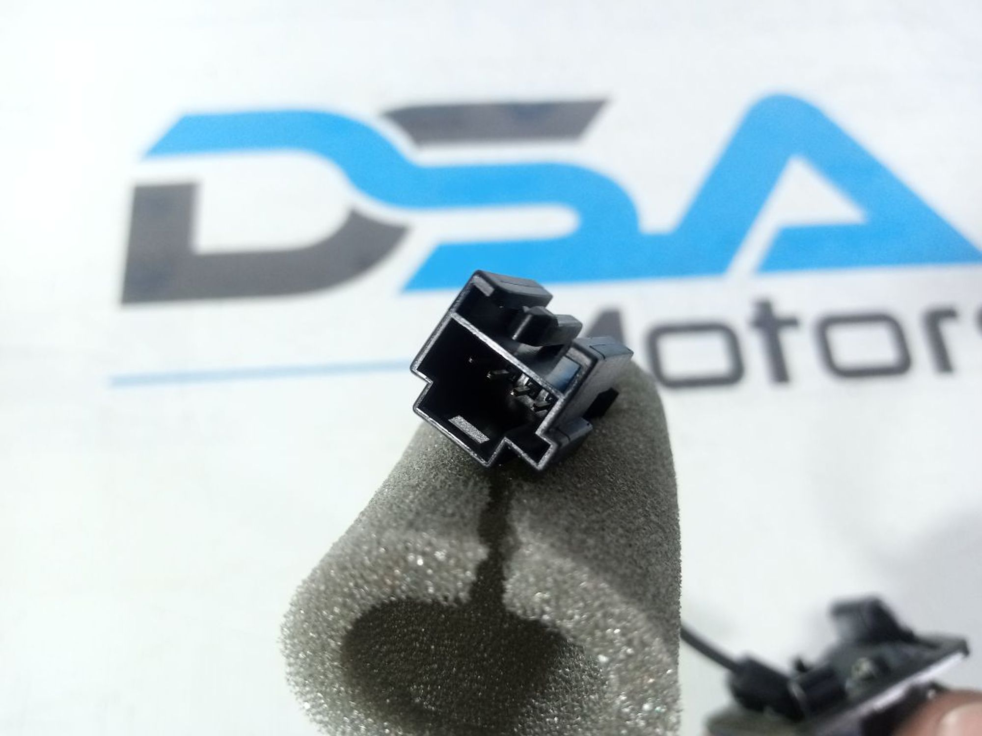 https://ycs.partsauto.market/partsauto-images/thmbs/userImages/b7628e092085f1f91467af1afb6e7630/part/50a4c8ec-ea63-471b-ad14-08840e2343cc_1740581816853.jpg