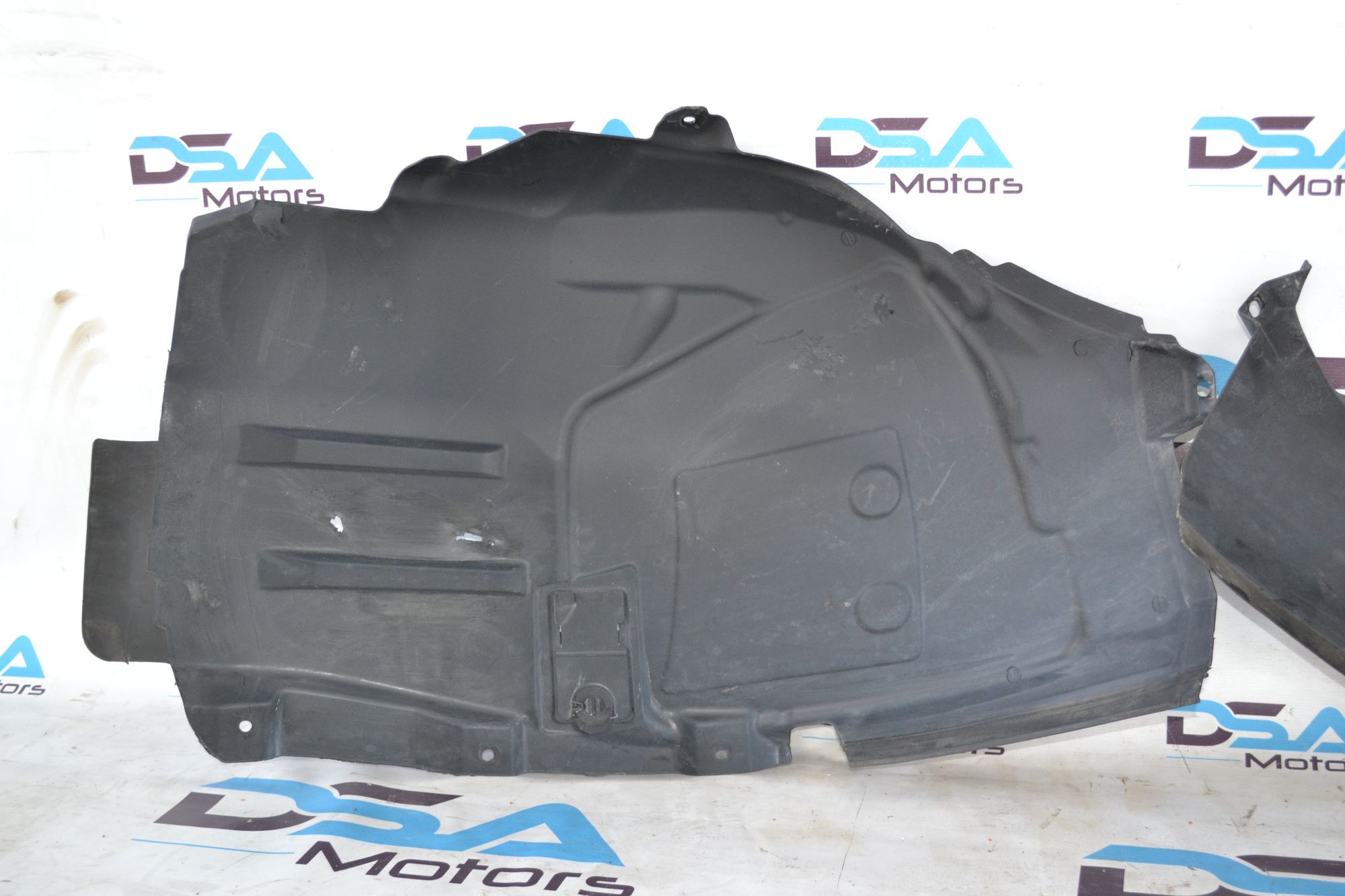 https://ycs.partsauto.market/partsauto-images/thmbs/userImages/b7628e092085f1f91467af1afb6e7630/part/50a5393e-ba06-4c5f-bbf4-9fca398d12ce_1785135351268.jpg