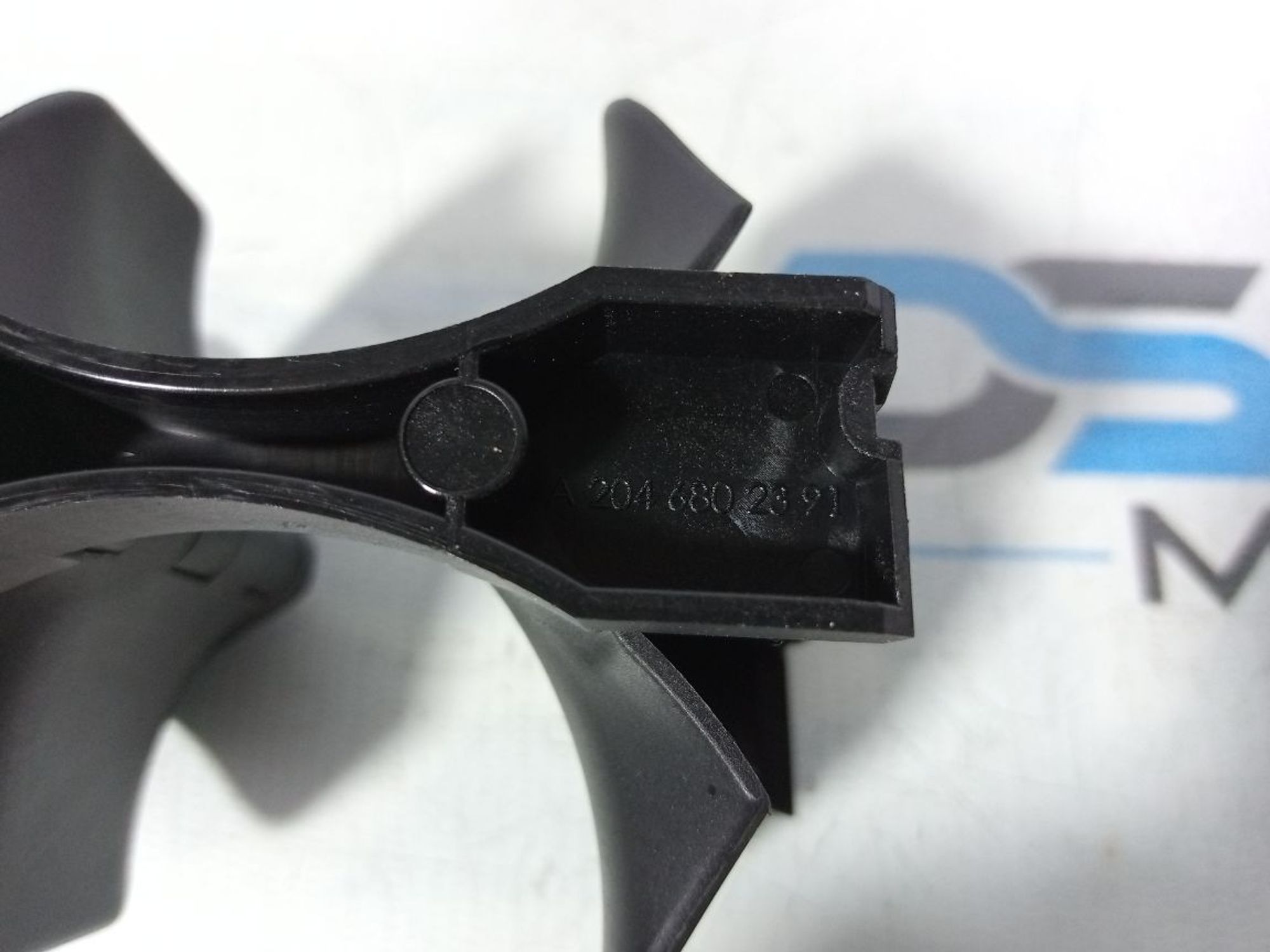 https://ycs.partsauto.market/partsauto-images/thmbs/userImages/b7628e092085f1f91467af1afb6e7630/part/50c0c0c3-ebaa-4f7c-a809-f8aea1872968_1742906911829.jpg