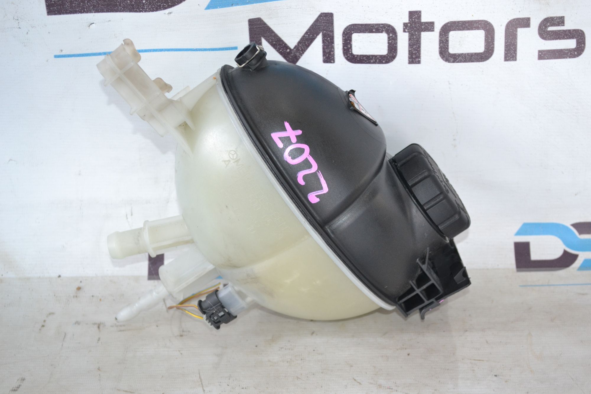https://ycs.partsauto.market/partsauto-images/thmbs/userImages/b7628e092085f1f91467af1afb6e7630/part/511adae8-f0aa-48ed-a23f-fa5a93a56055_1785418503633.jpg