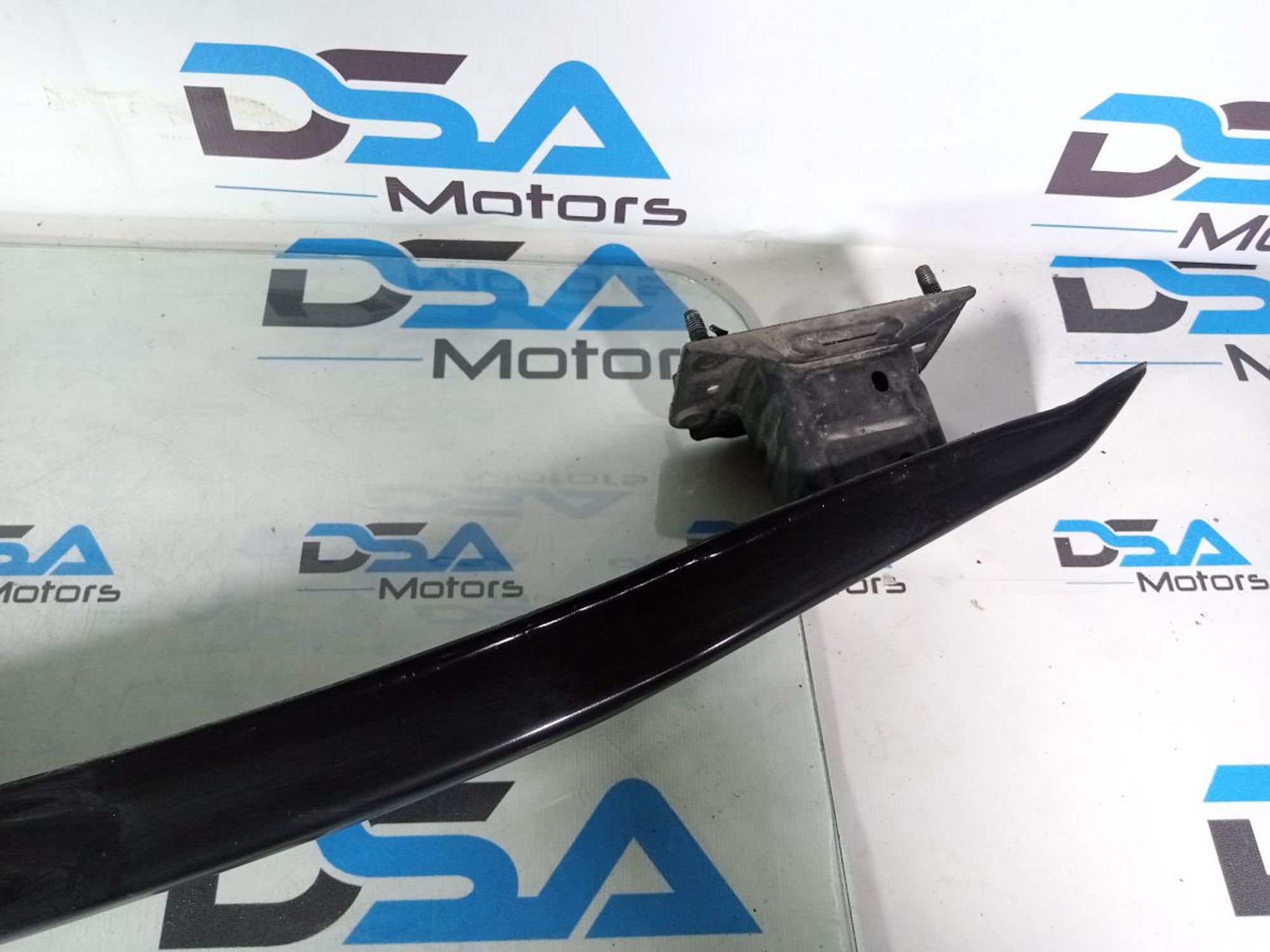 https://ycs.partsauto.market/partsauto-images/thmbs/userImages/b7628e092085f1f91467af1afb6e7630/part/514c2f8e-644c-44bb-943a-623dab6d59aa_1741686281487.jpg