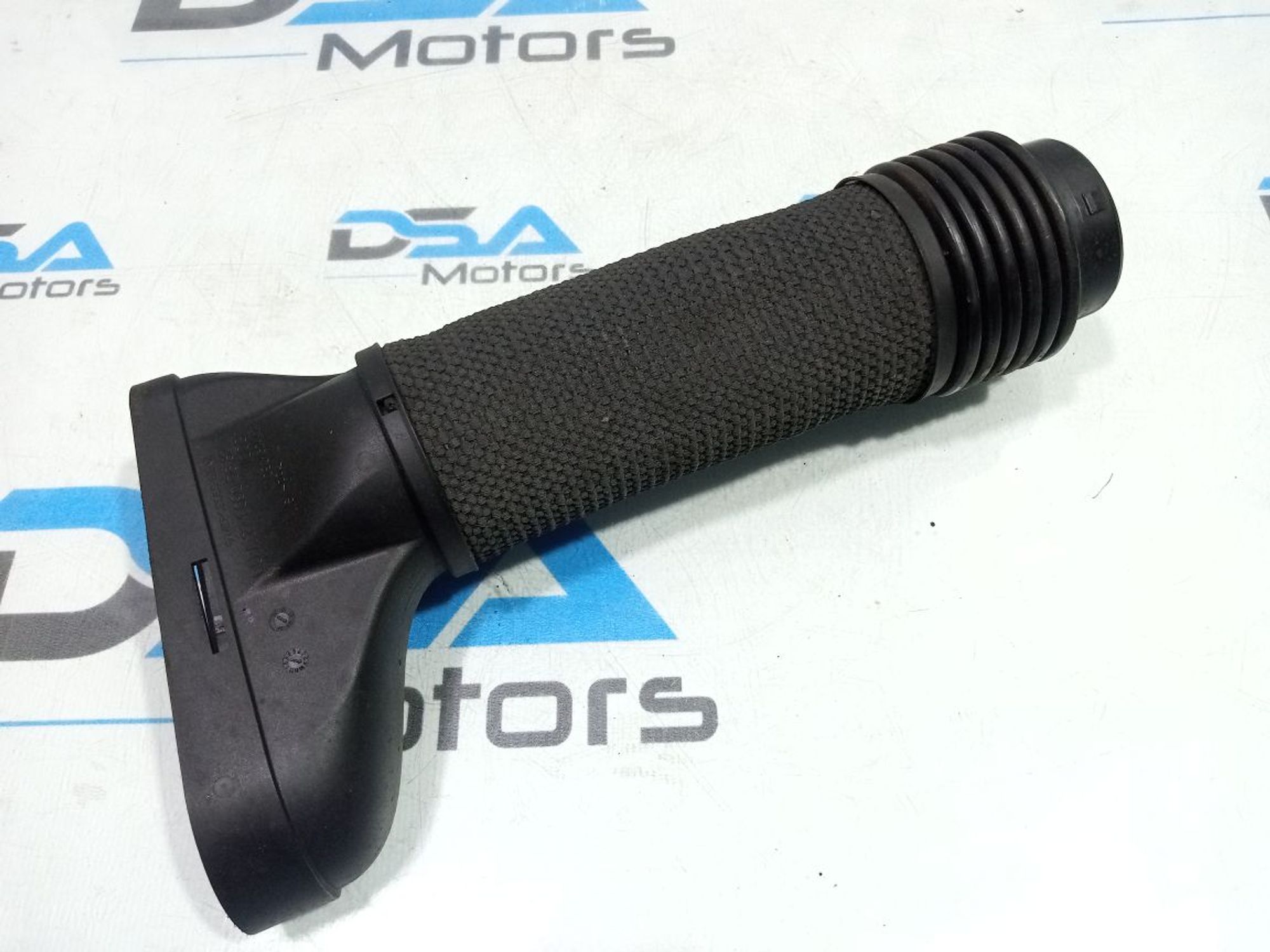 https://ycs.partsauto.market/partsauto-images/thmbs/userImages/b7628e092085f1f91467af1afb6e7630/part/51603ad6-d8a2-4f88-9dd7-320188fac70c_1749061256358.jpg