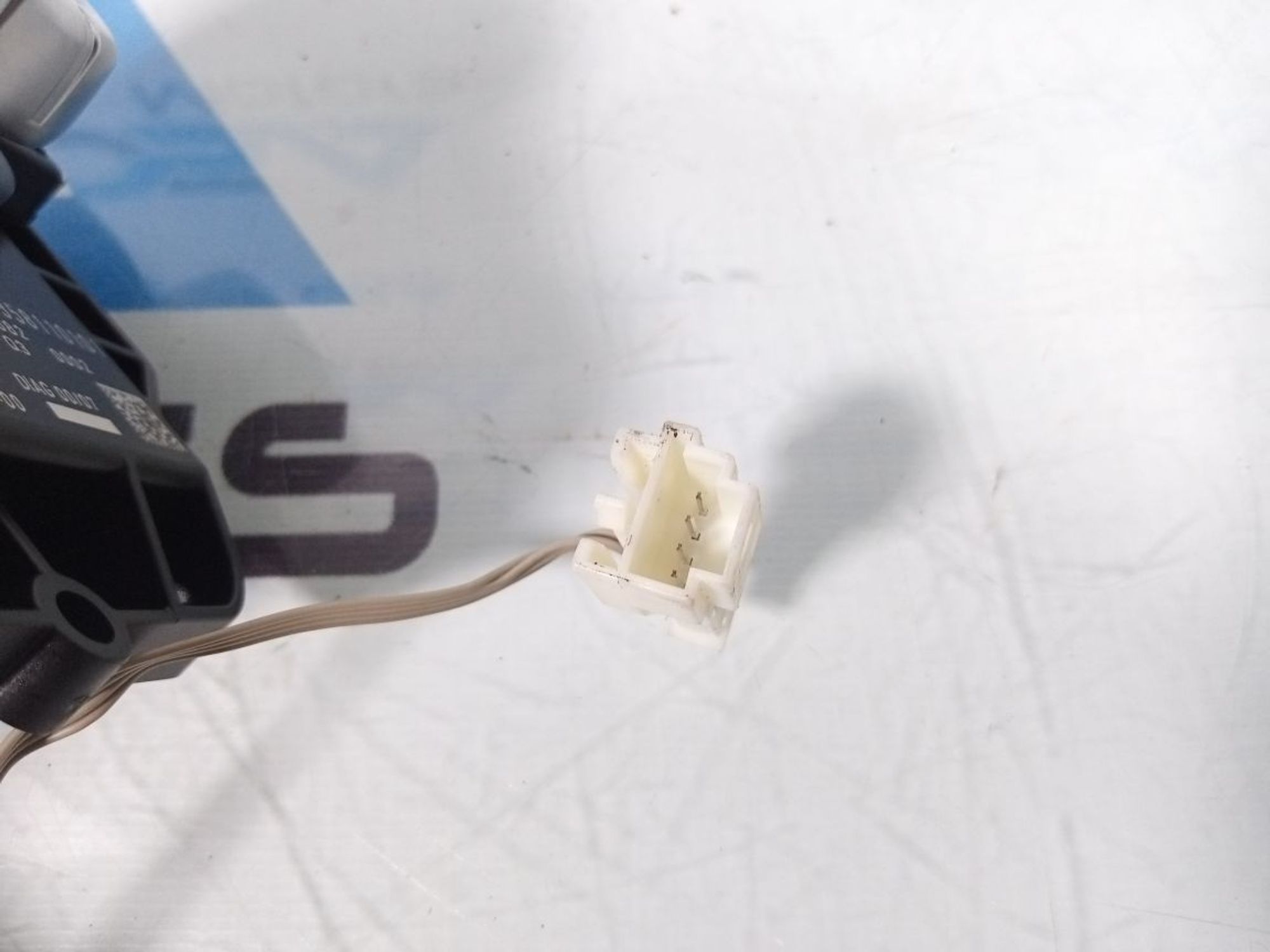 https://ycs.partsauto.market/partsauto-images/thmbs/userImages/b7628e092085f1f91467af1afb6e7630/part/51b9121d-6c3f-419d-a5ab-9d1864523645_1726162437441.jpg