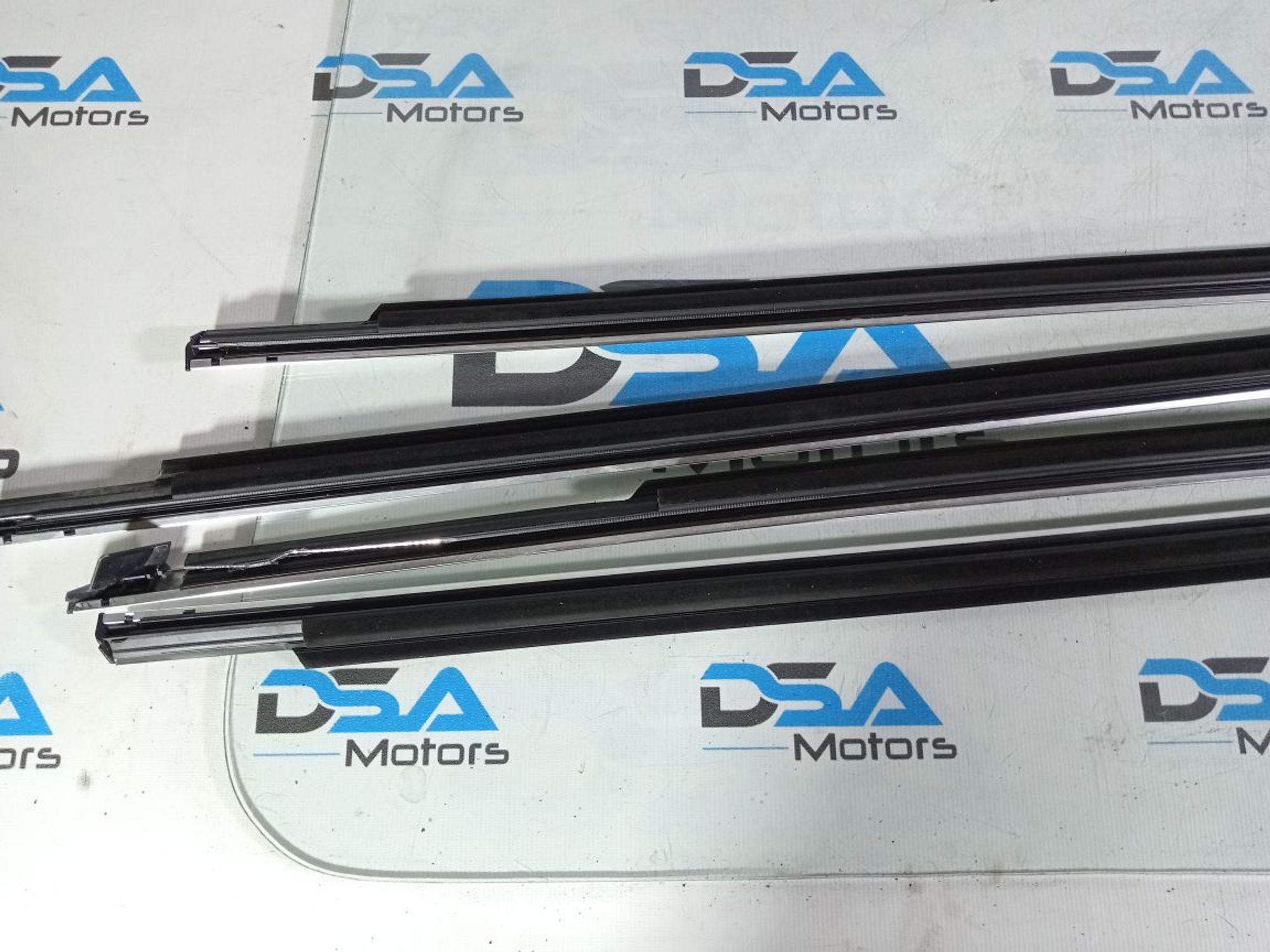 https://ycs.partsauto.market/partsauto-images/thmbs/userImages/b7628e092085f1f91467af1afb6e7630/part/51caa9ba-4d56-4966-86d6-70ed00e1a47e_1741266399149.jpg