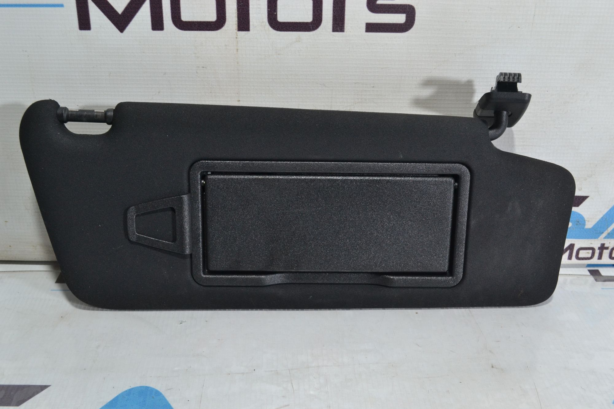 https://ycs.partsauto.market/partsauto-images/thmbs/userImages/b7628e092085f1f91467af1afb6e7630/part/52025431-d3b0-4992-b90a-974b590dc57f_1779283468572.jpg