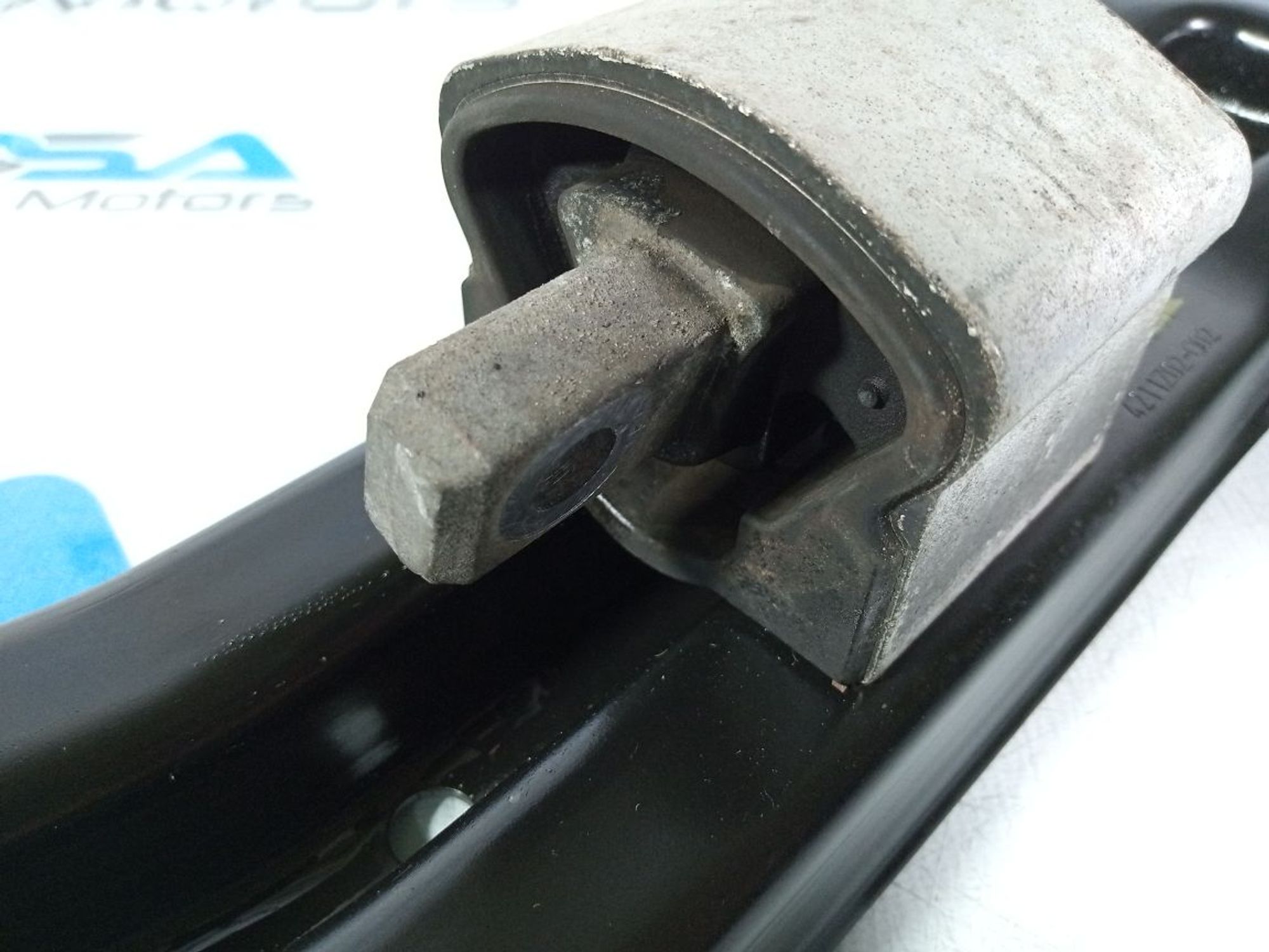 https://ycs.partsauto.market/partsauto-images/thmbs/userImages/b7628e092085f1f91467af1afb6e7630/part/52820035-7b92-4333-a0cf-fb9aedaf3391_1744739042918.jpg