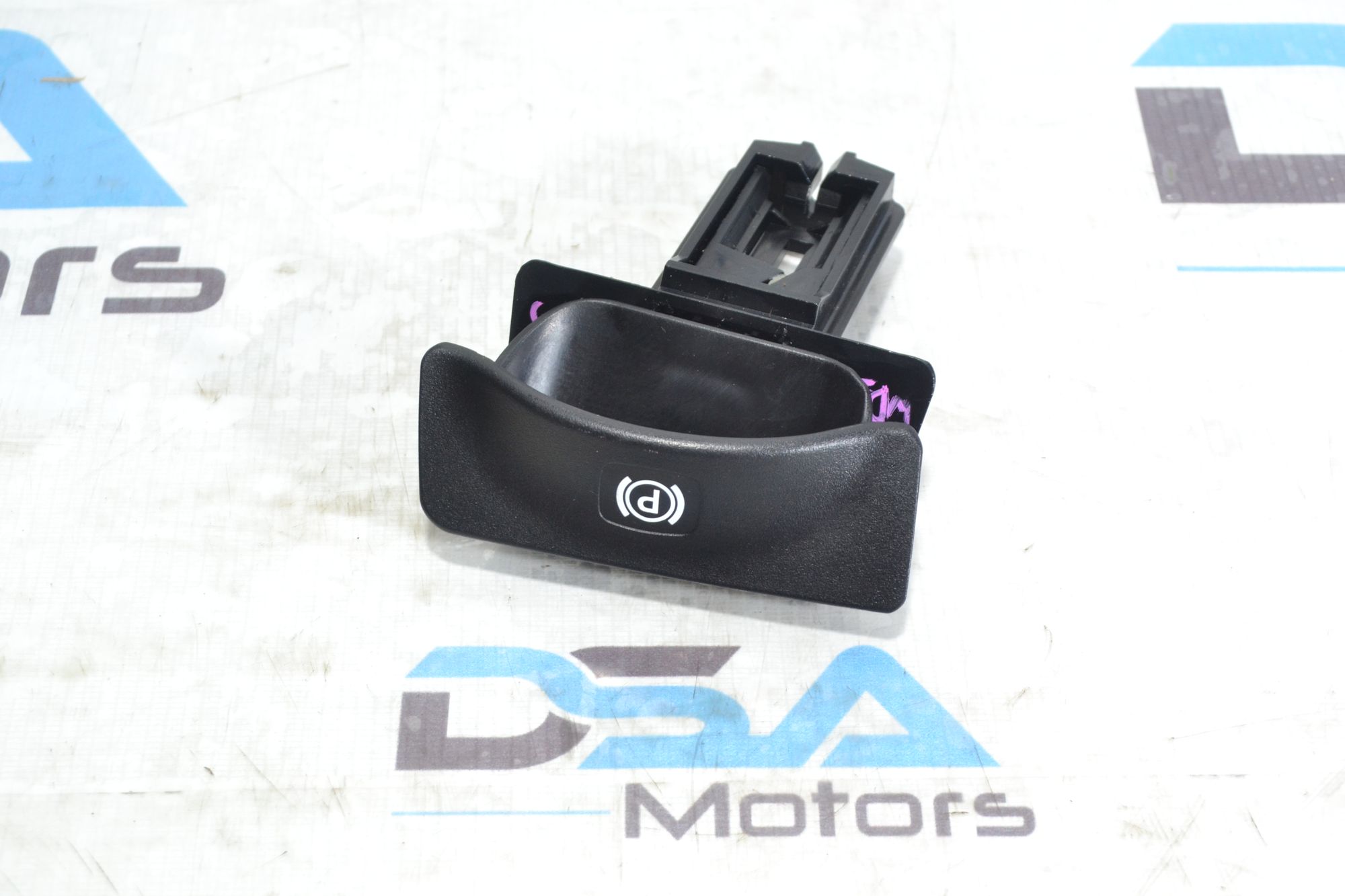 https://ycs.partsauto.market/partsauto-images/thmbs/userImages/b7628e092085f1f91467af1afb6e7630/part/52d0748f-12d0-4937-927a-df8a0d9270b7_1781099589124.jpg