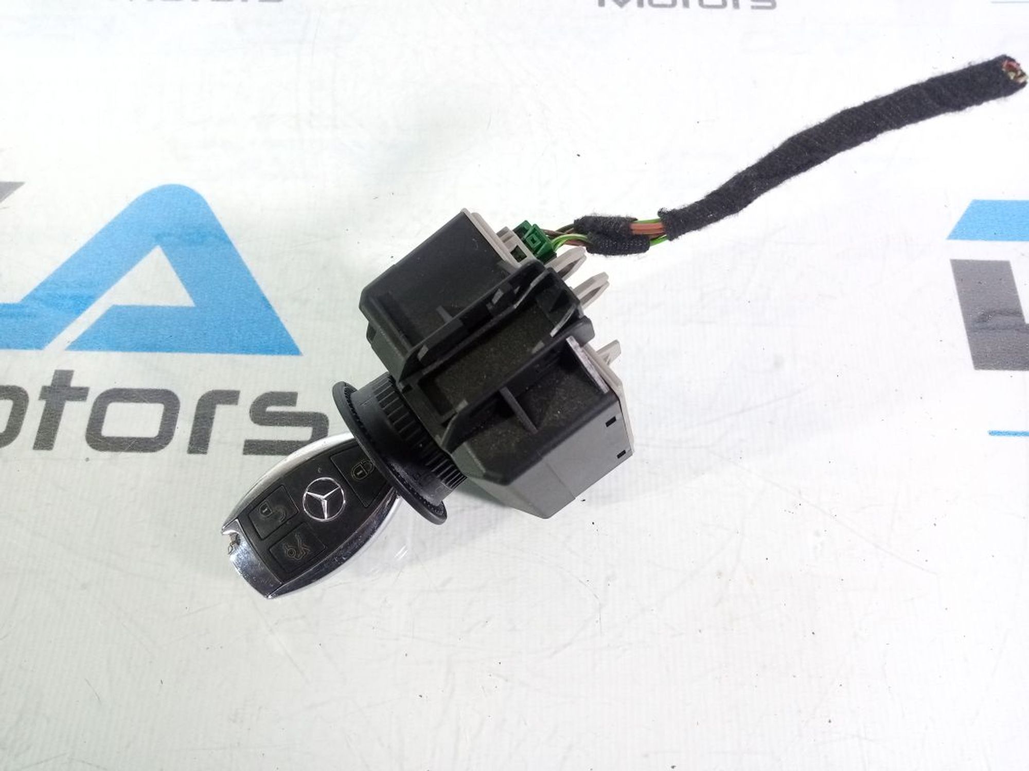 https://ycs.partsauto.market/partsauto-images/thmbs/userImages/b7628e092085f1f91467af1afb6e7630/part/52e2696f-841b-420c-a532-63866e96f192_1740581077036.jpg