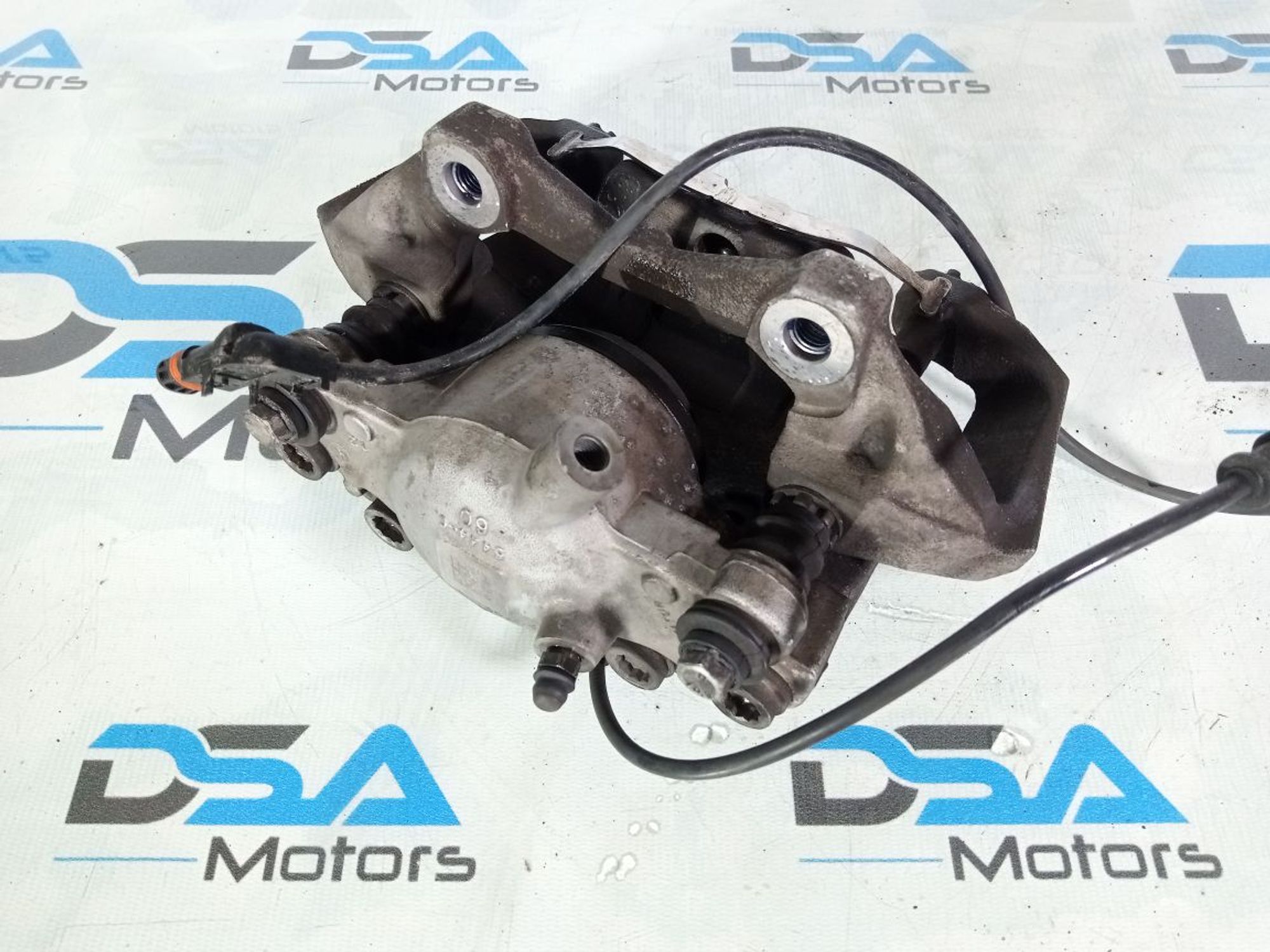https://ycs.partsauto.market/partsauto-images/thmbs/userImages/b7628e092085f1f91467af1afb6e7630/part/52e625e6-95f6-40d2-b526-7a7be2c8bc17_1740839064612.jpg
