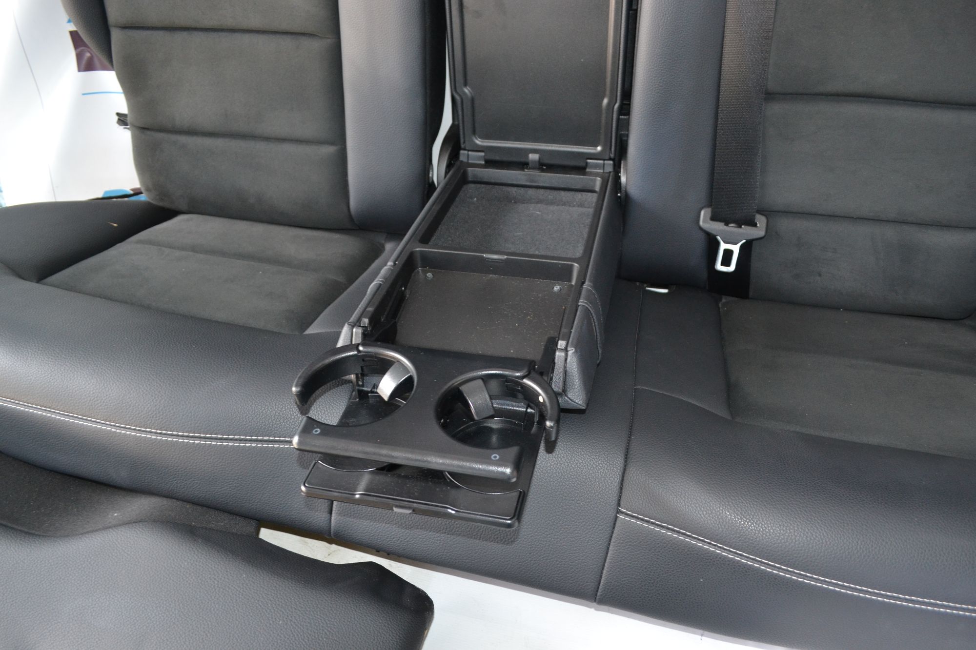 https://ycs.partsauto.market/partsauto-images/thmbs/userImages/b7628e092085f1f91467af1afb6e7630/part/531d7a77-1df7-494e-a8af-37e0452b134c_1783691765617.jpg