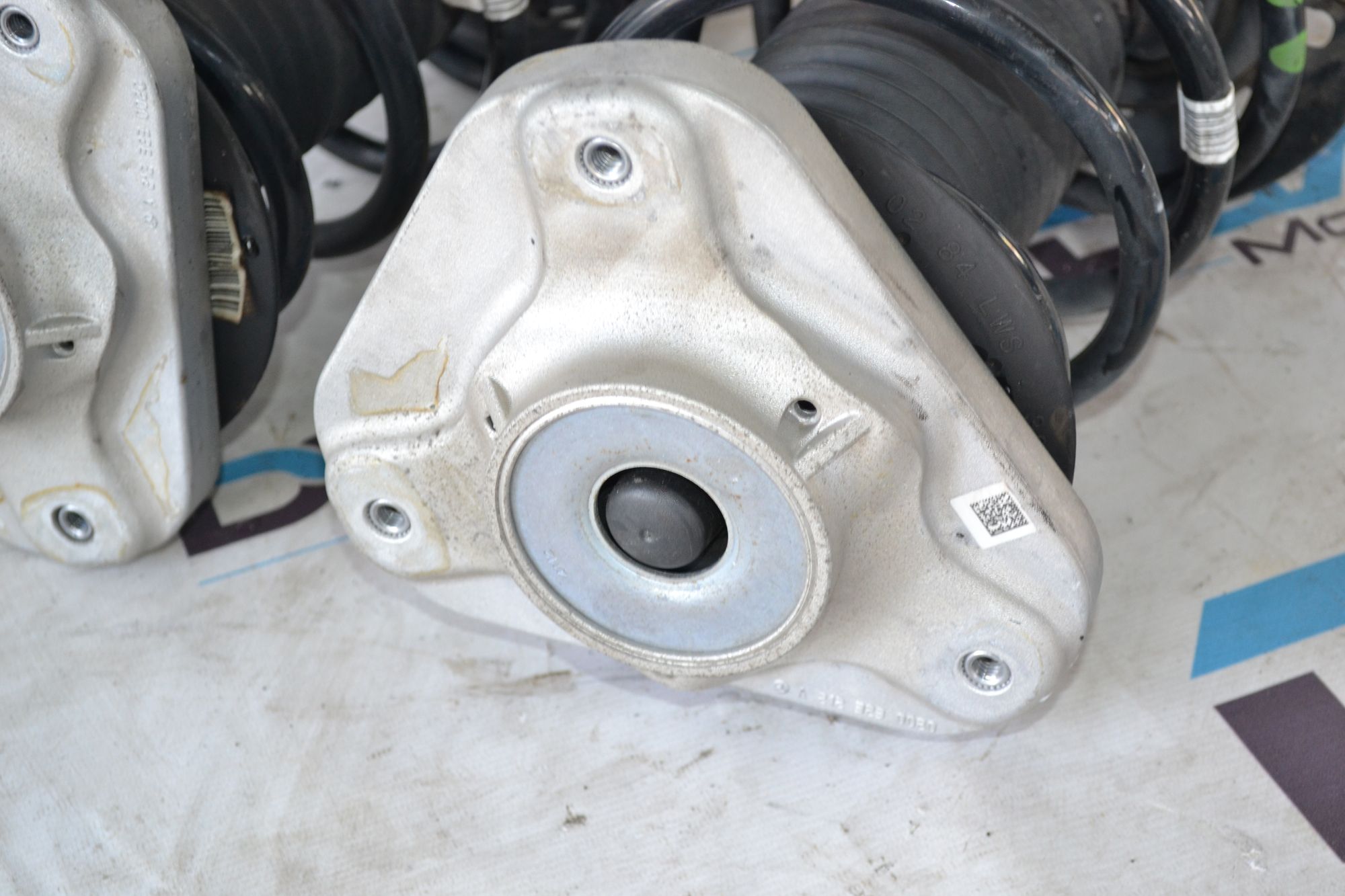 https://ycs.partsauto.market/partsauto-images/thmbs/userImages/b7628e092085f1f91467af1afb6e7630/part/5365d56e-1d1b-482e-9eb7-64062cdea253_1785140101078.jpg