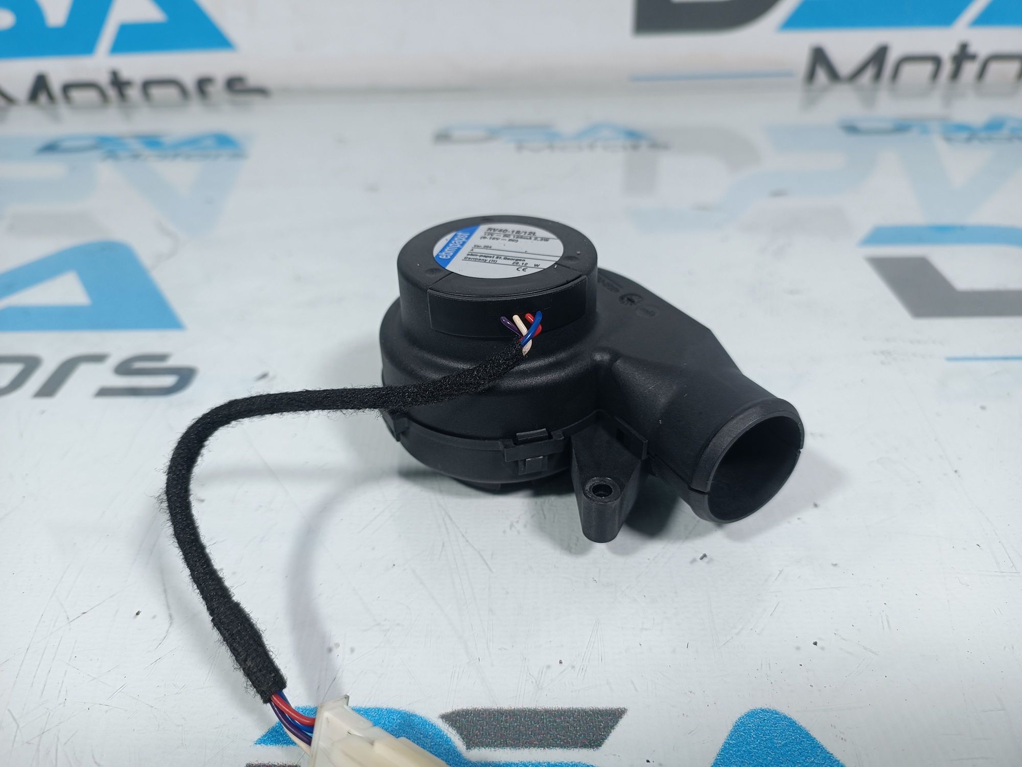 https://ycs.partsauto.market/partsauto-images/thmbs/userImages/b7628e092085f1f91467af1afb6e7630/part/536e128f-5cb8-4ec1-b249-29ca9d931bf7_1708283916193.jpg