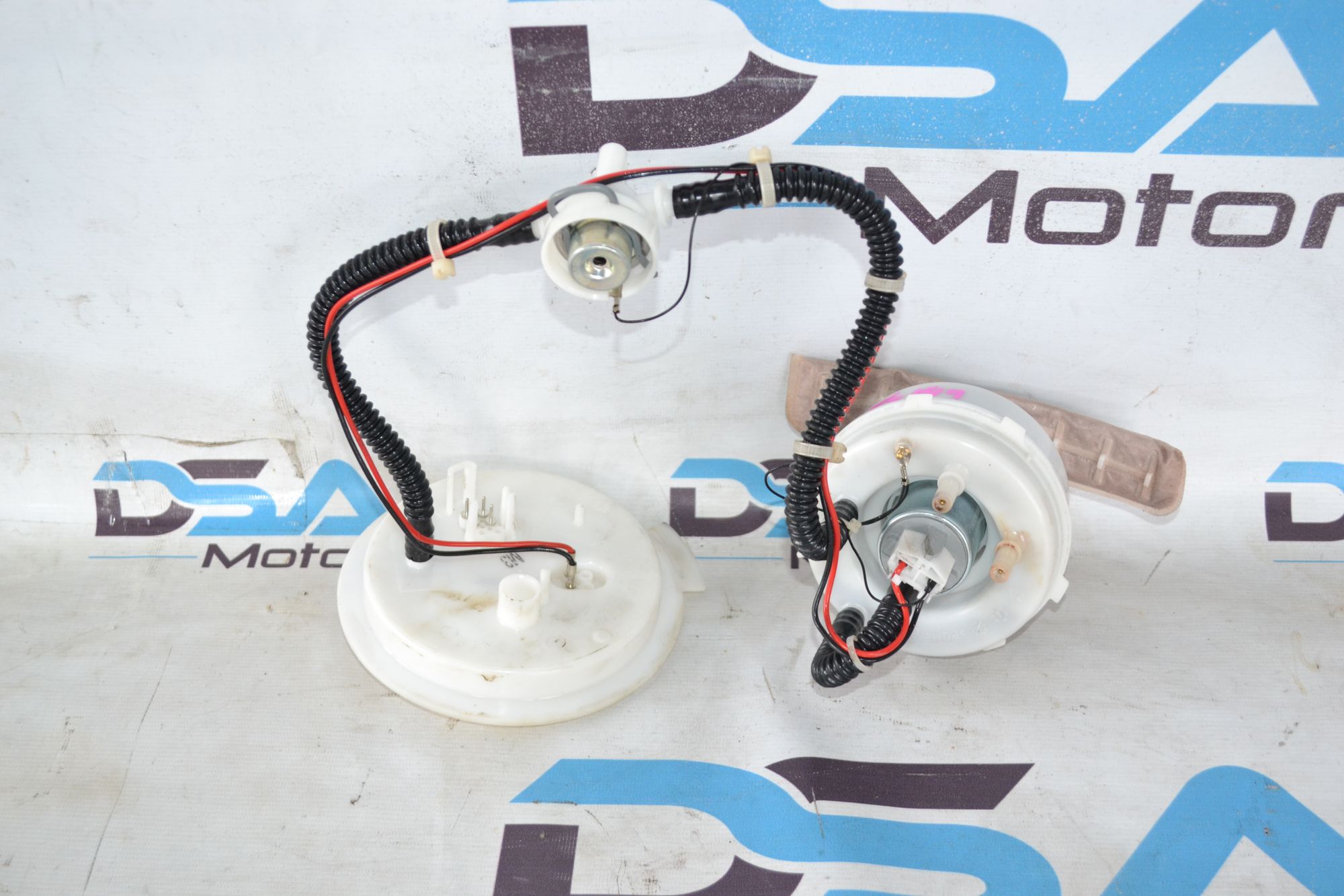 https://ycs.partsauto.market/partsauto-images/thmbs/userImages/b7628e092085f1f91467af1afb6e7630/part/53acaa5d-a2e1-4064-bc81-46dbe99d1a21_1784960785675.jpg