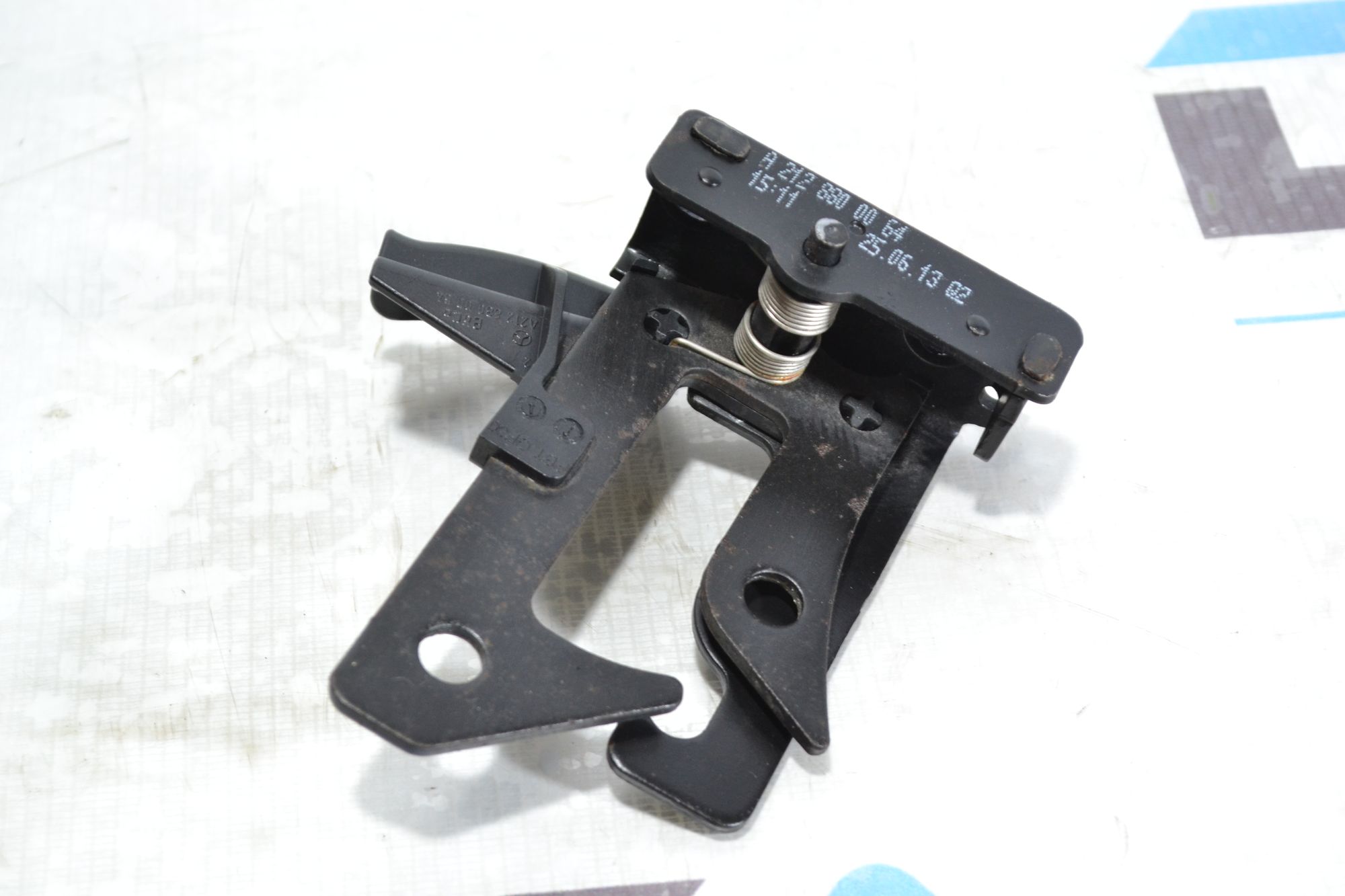 https://ycs.partsauto.market/partsauto-images/thmbs/userImages/b7628e092085f1f91467af1afb6e7630/part/53df7688-d825-43f6-ab88-e4dd33a30e69_1780658868496.jpg